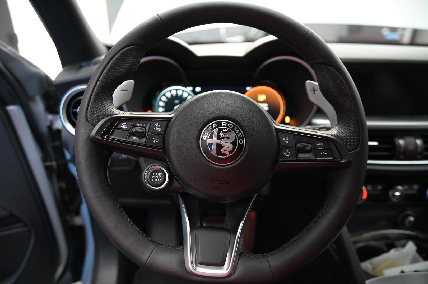 ALFA ROMEO Stelvio Stelvio 2.2 t Sprint Q4 210cv auto usata in pronta consegna - Brandini
