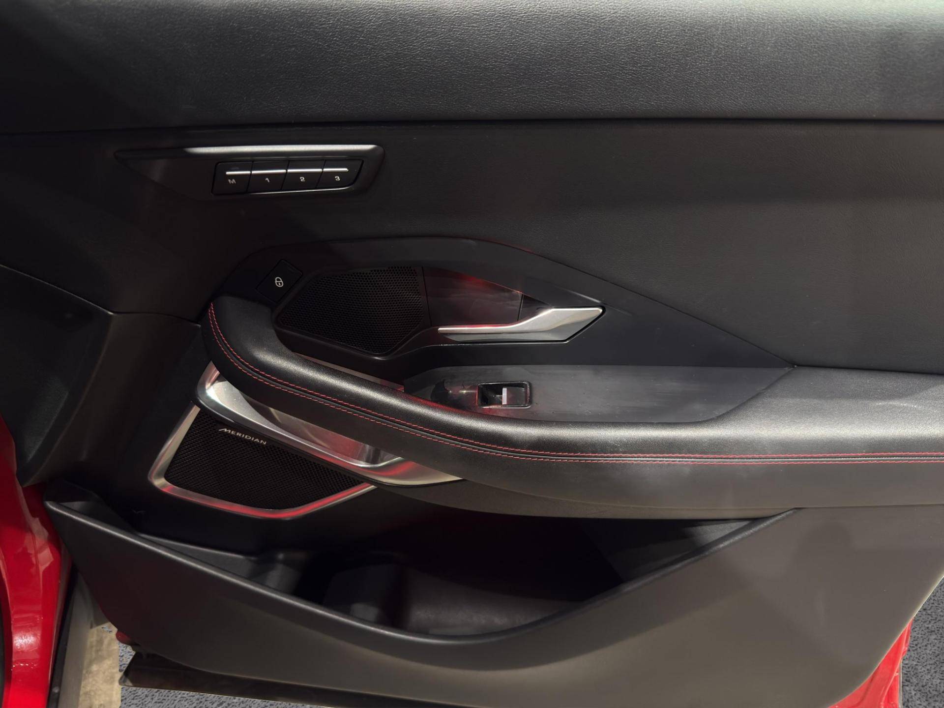 JAGUAR E-Pace E-Pace 2.0d i4 First Edition awd 180cv auto usata in pronta consegna - Brandini
