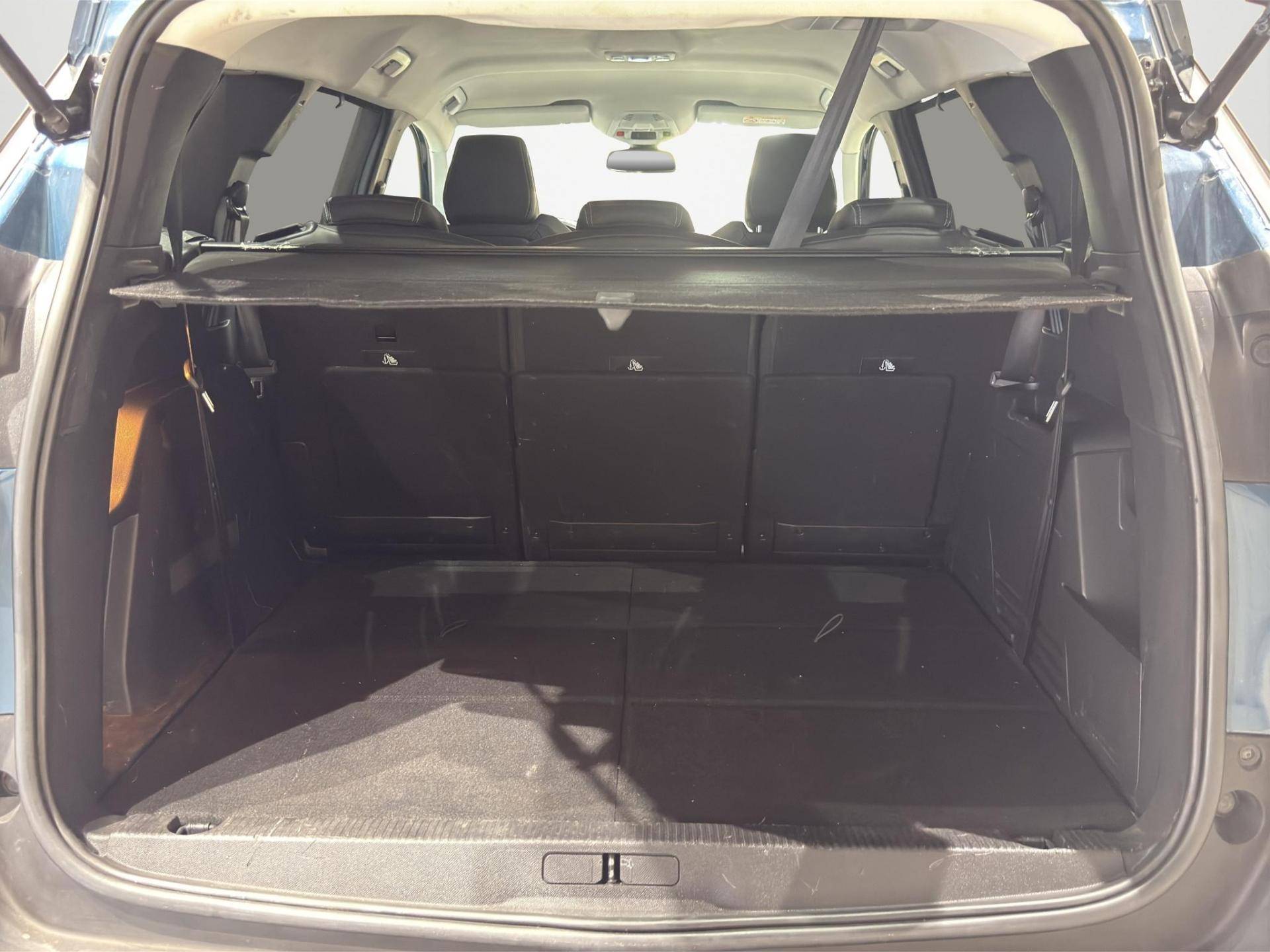 Auto Venduta - PEUGEOT 5008 5008 1.2 puretech t Allure Pack s&s 130cv usata in pronta consegna - Brandini