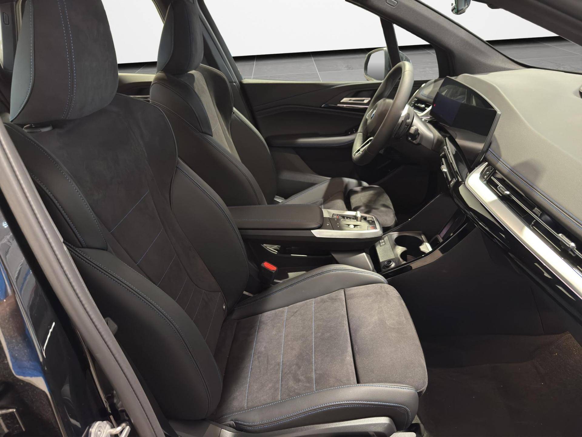 BMW Serie 2 Active Tourer 223i Active Tourer mhev 48V xdrive auto usata in pronta consegna - Brandini