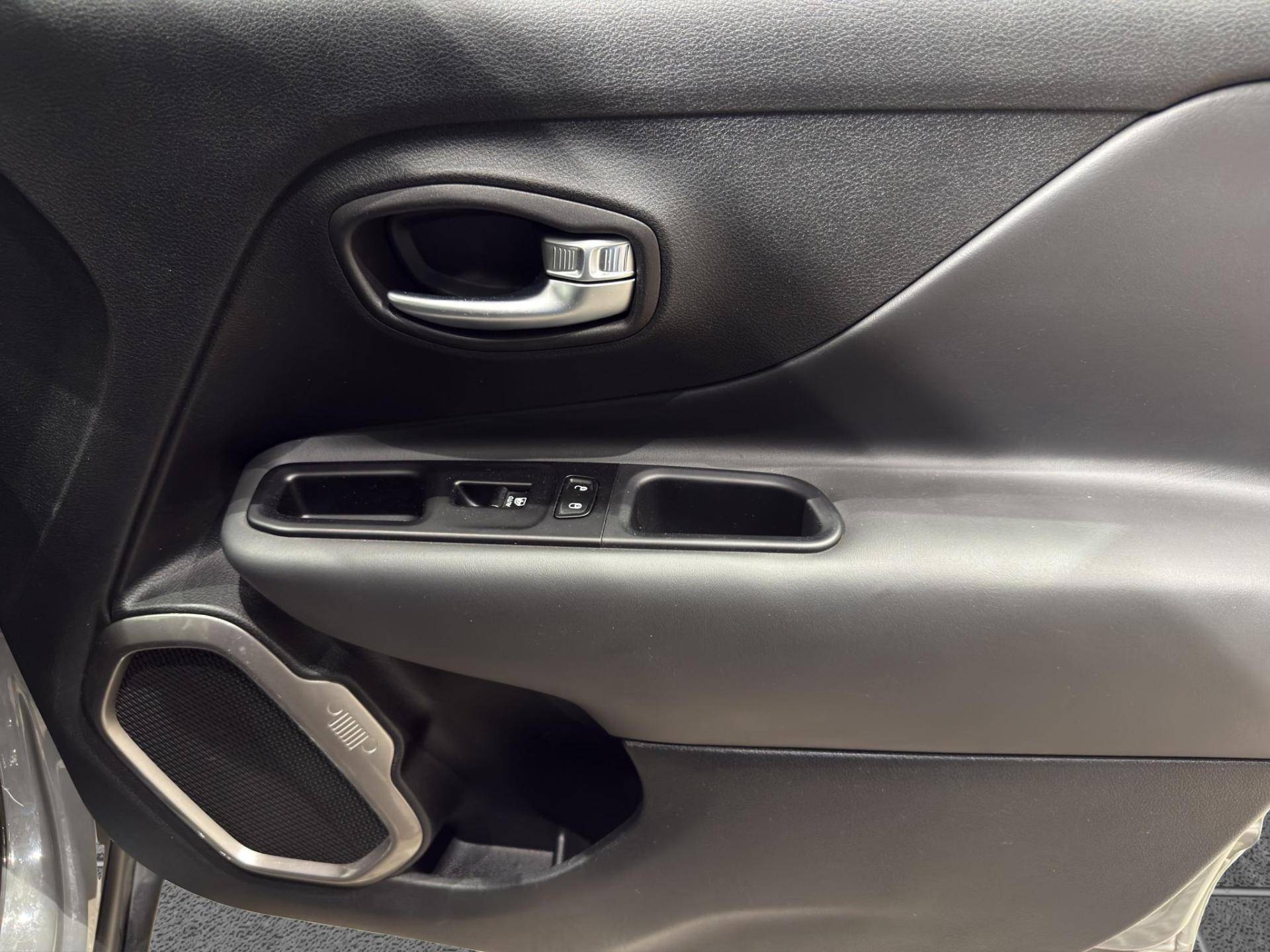 Auto Venduta - JEEP Renegade Renegade 1.0 t3 Limited 2wd usata in pronta consegna - Brandini