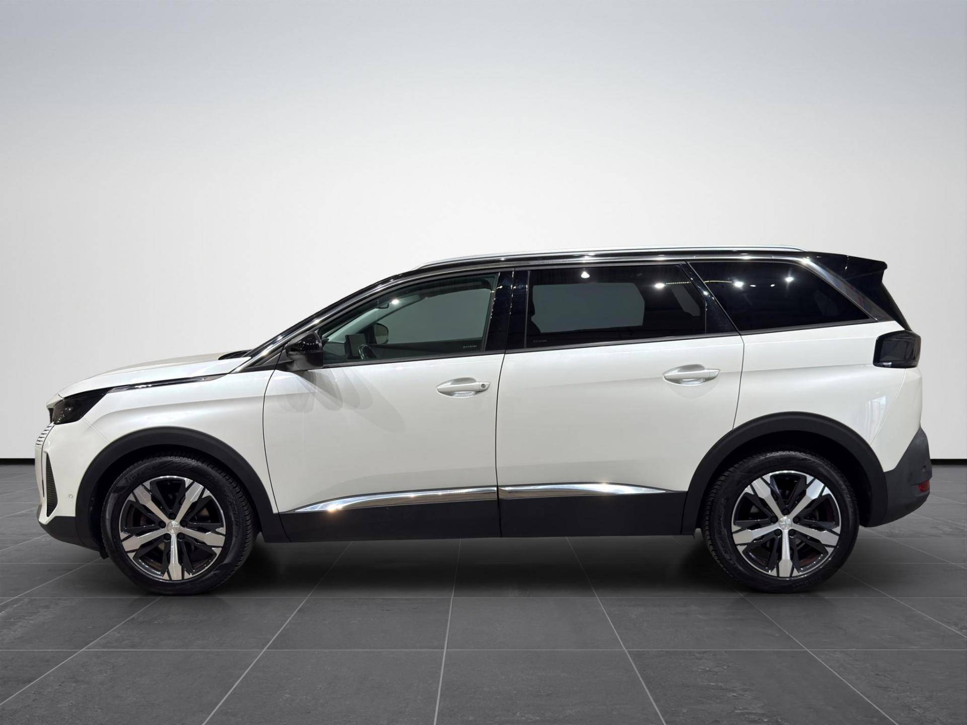 PEUGEOT 5008 5008 1.5 bluehdi Allure s&s 130cv usata in pronta consegna - Brandini