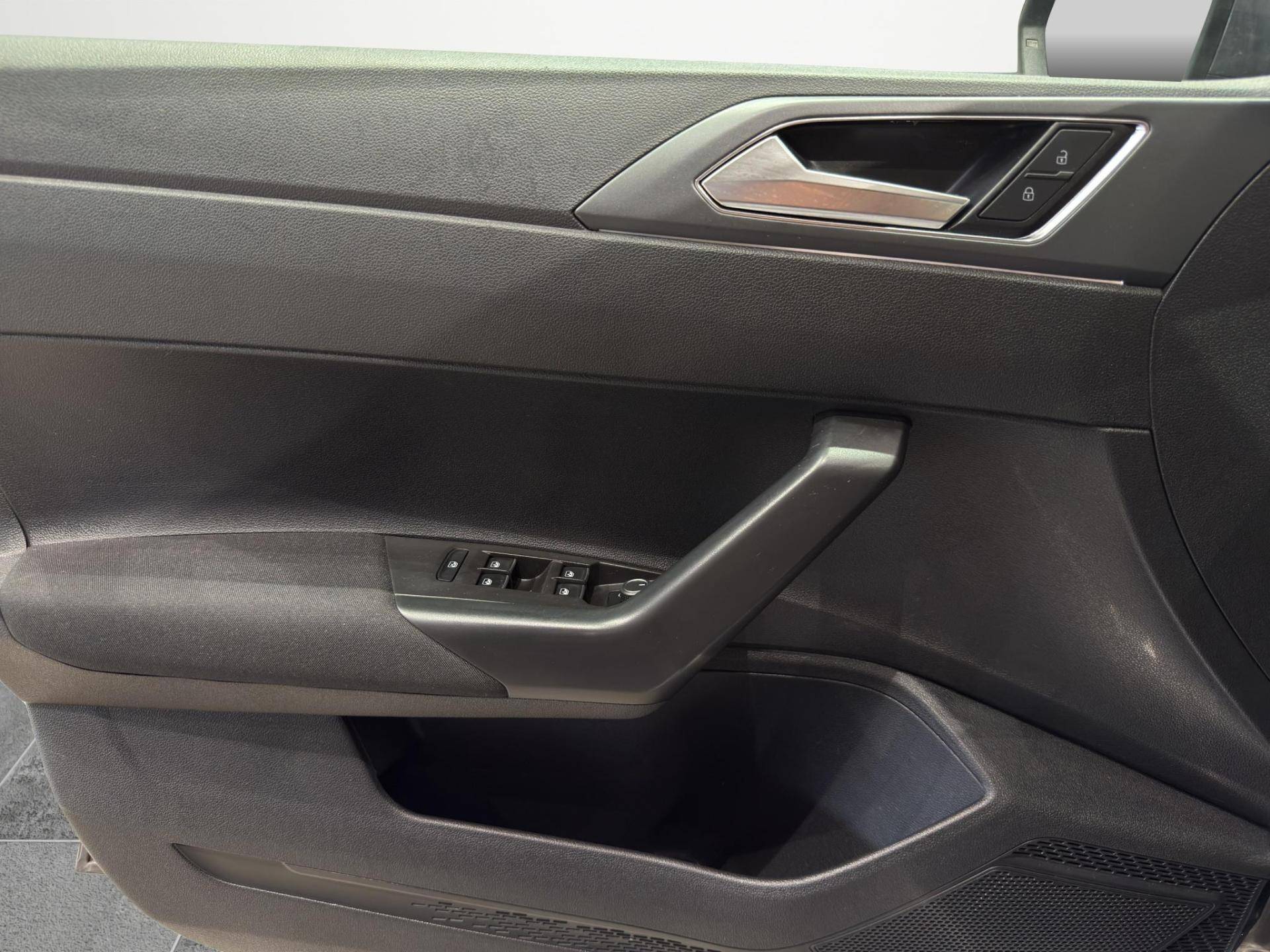 Auto Venduta - VOLKSWAGEN Polo Polo 1.0 tsi R-Line 110cv dsg usata in pronta consegna - Brandini