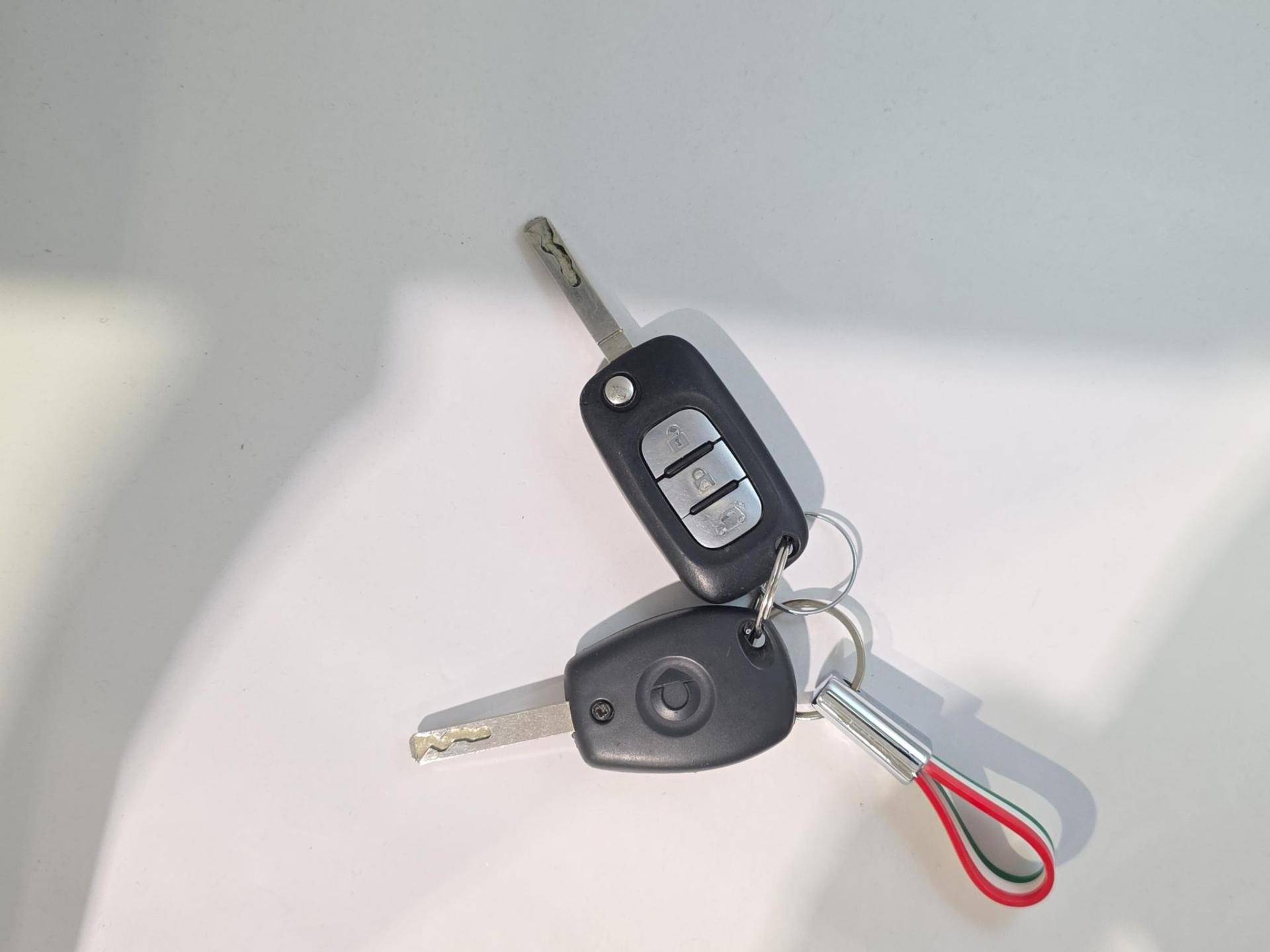 Auto Venduta - SMART Fortwo Fortwo Cabrio 1.0 Passion 71cv twinamic usata in pronta consegna - Brandini