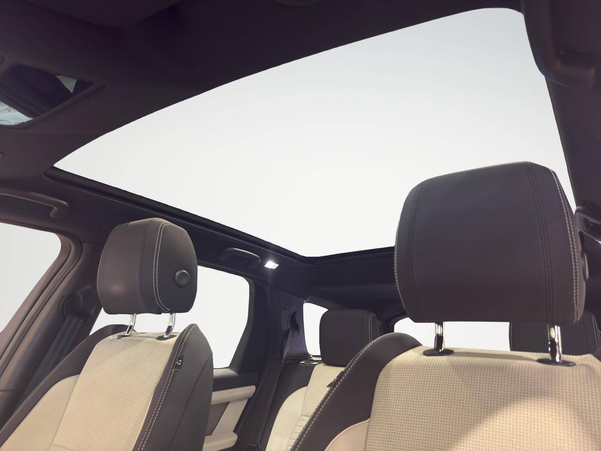LAND ROVER Discovery Sport Discovery Sport 2.0 si4 mhev Black awd 290cv auto usata in pronta consegna - Brandini