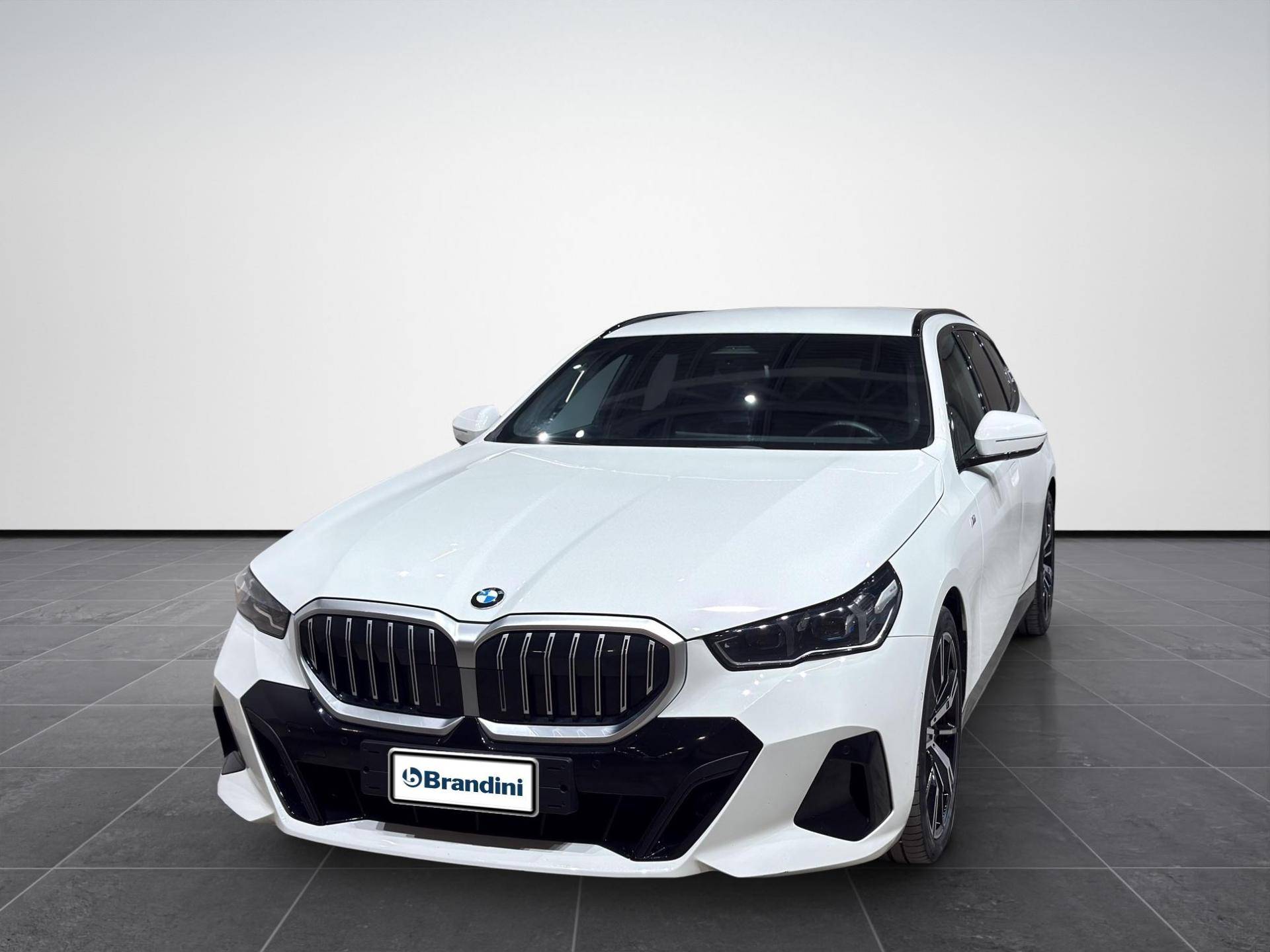 BMW Serie 5 Touring 540d Touring 48V xdrive MSport auto usata in pronta consegna - Brandini