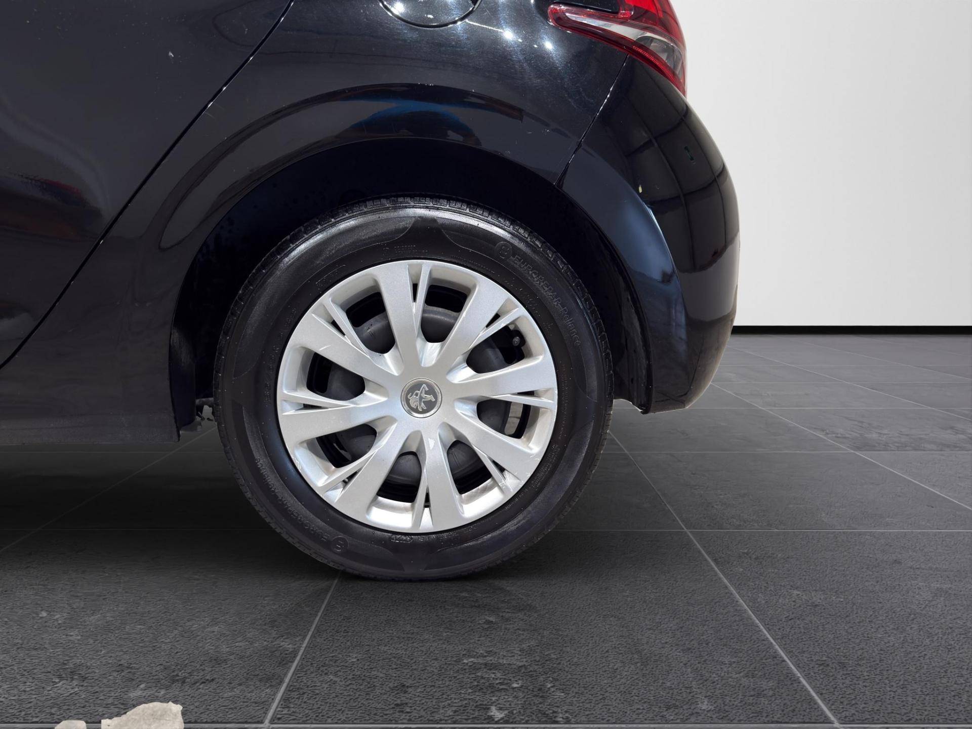 PEUGEOT 208 208 1.2 puretech Active gpl 82cv 5p usata in pronta consegna - Brandini
