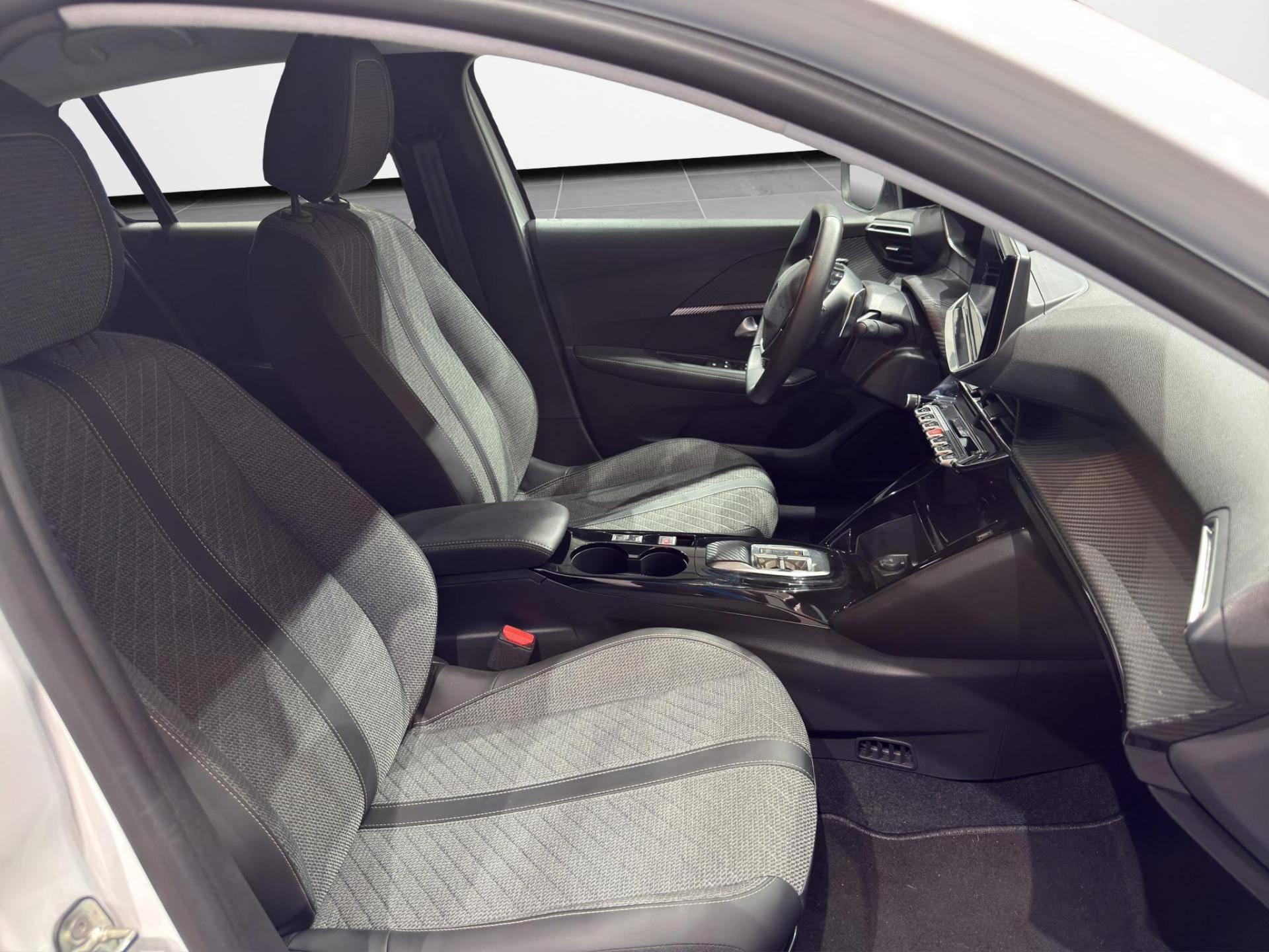 PEUGEOT 208 208 1.2 hybrid Allure 145cv e-dcs 6 usata in pronta consegna - Brandini