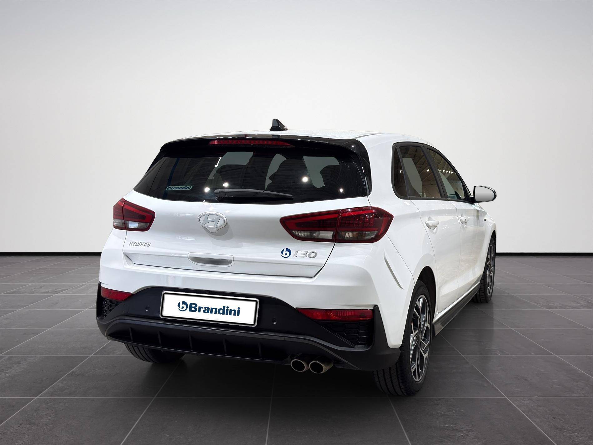 HYUNDAI i30 2024 5p i30 1.0 t-gdi 48V NLine 100cv dct usata in pronta consegna - Brandini