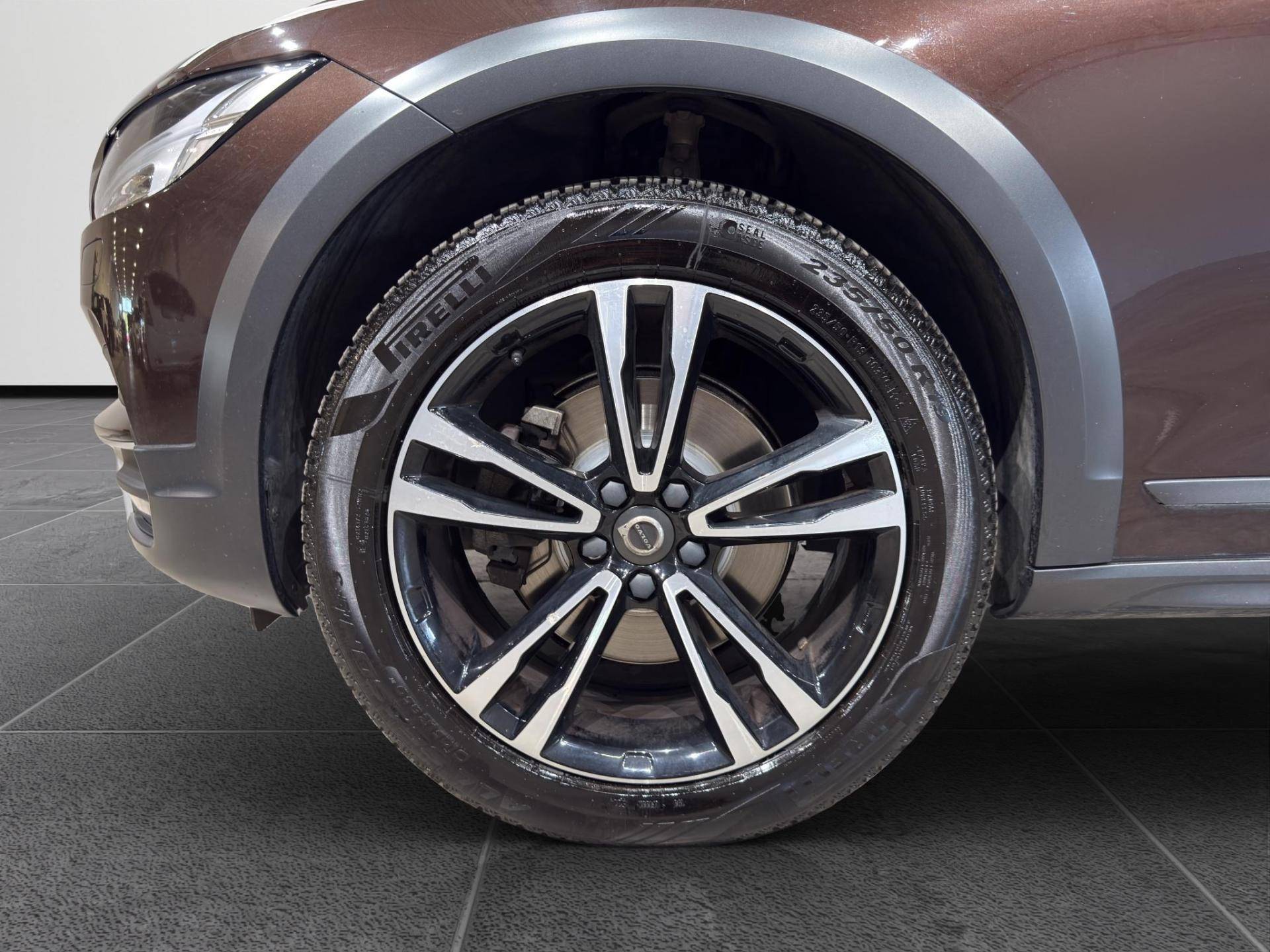 VOLVO V90 2016 Cross Country V90 Cross Country 2.0 d4 Pro awd geartronic my19 usata in pronta consegna - Brandini