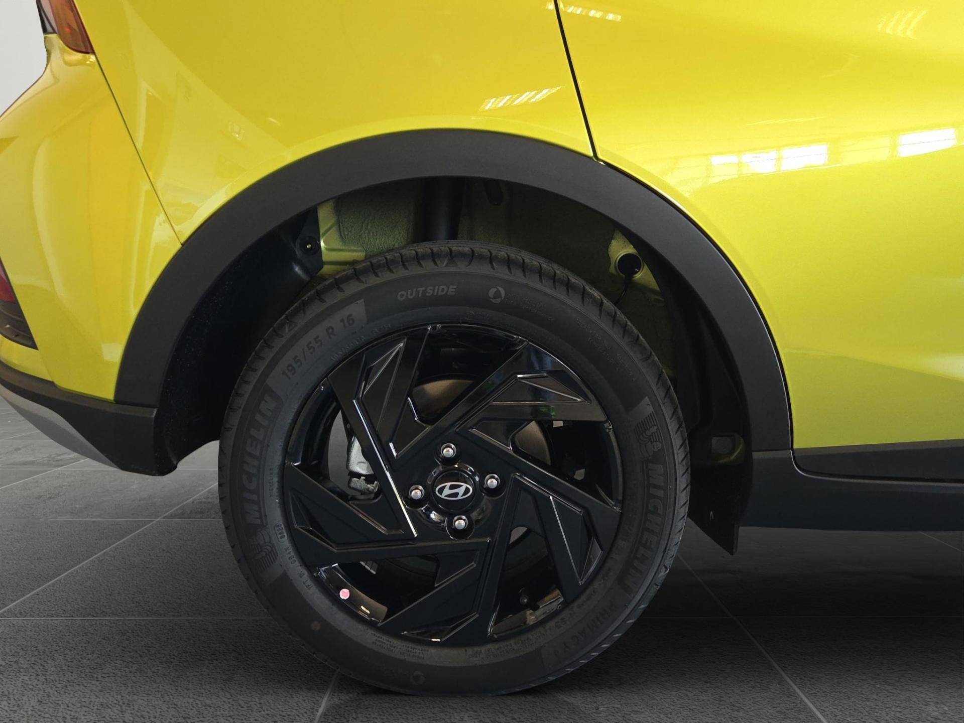 HYUNDAI Bayon Bayon 1.0 t-gdi Dark Line 90cv mt usata in pronta consegna - Brandini