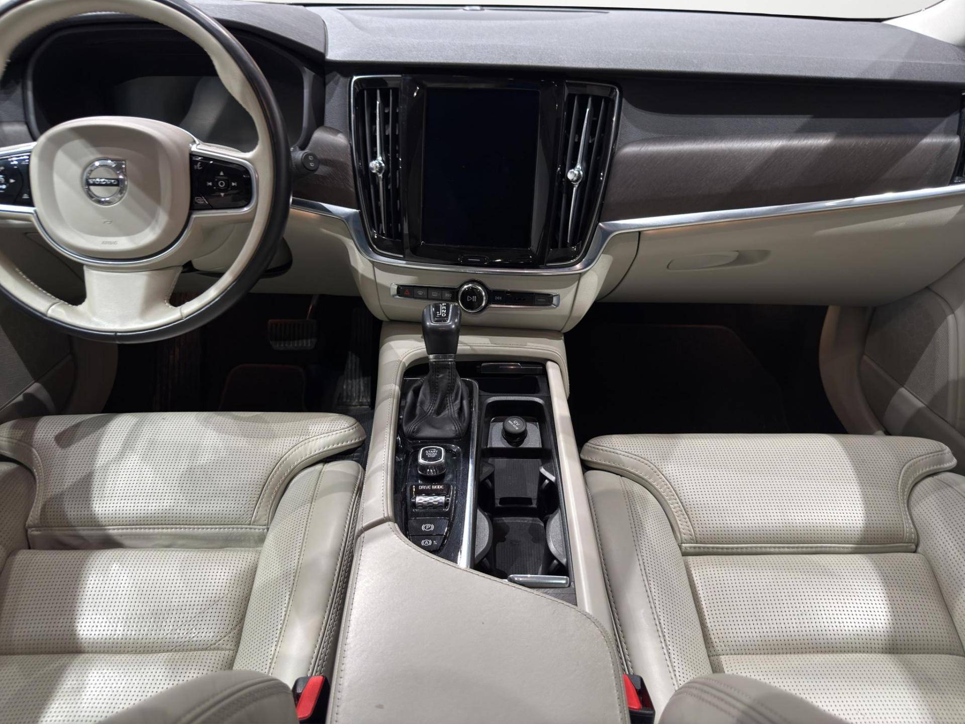 VOLVO V90 2016 Cross Country V90 Cross Country 2.0 d4 Pro awd geartronic my19 usata in pronta consegna - Brandini