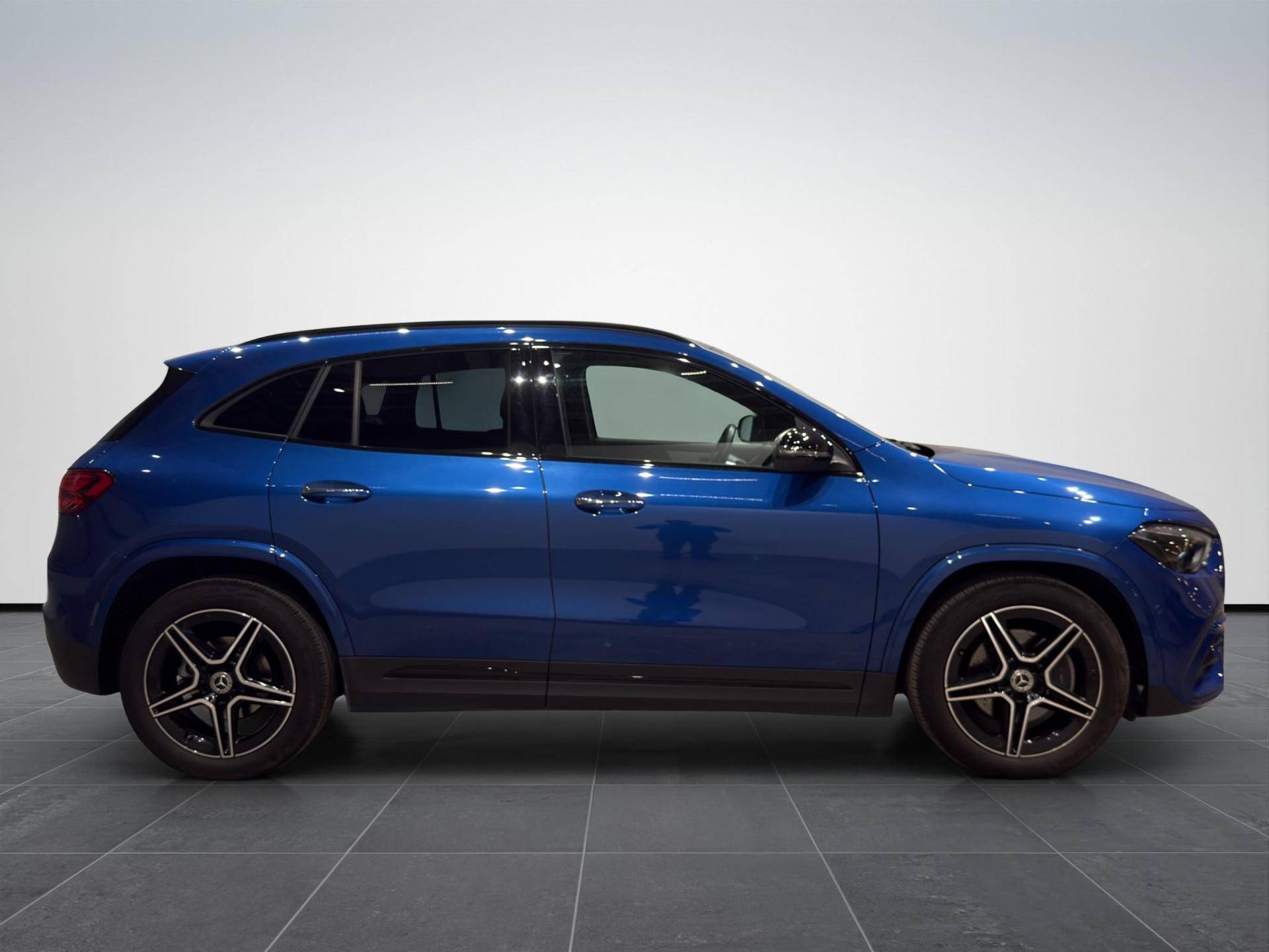 MERCEDES GLA GLA 200 d AMG Line Premium auto usata in pronta consegna - Brandini