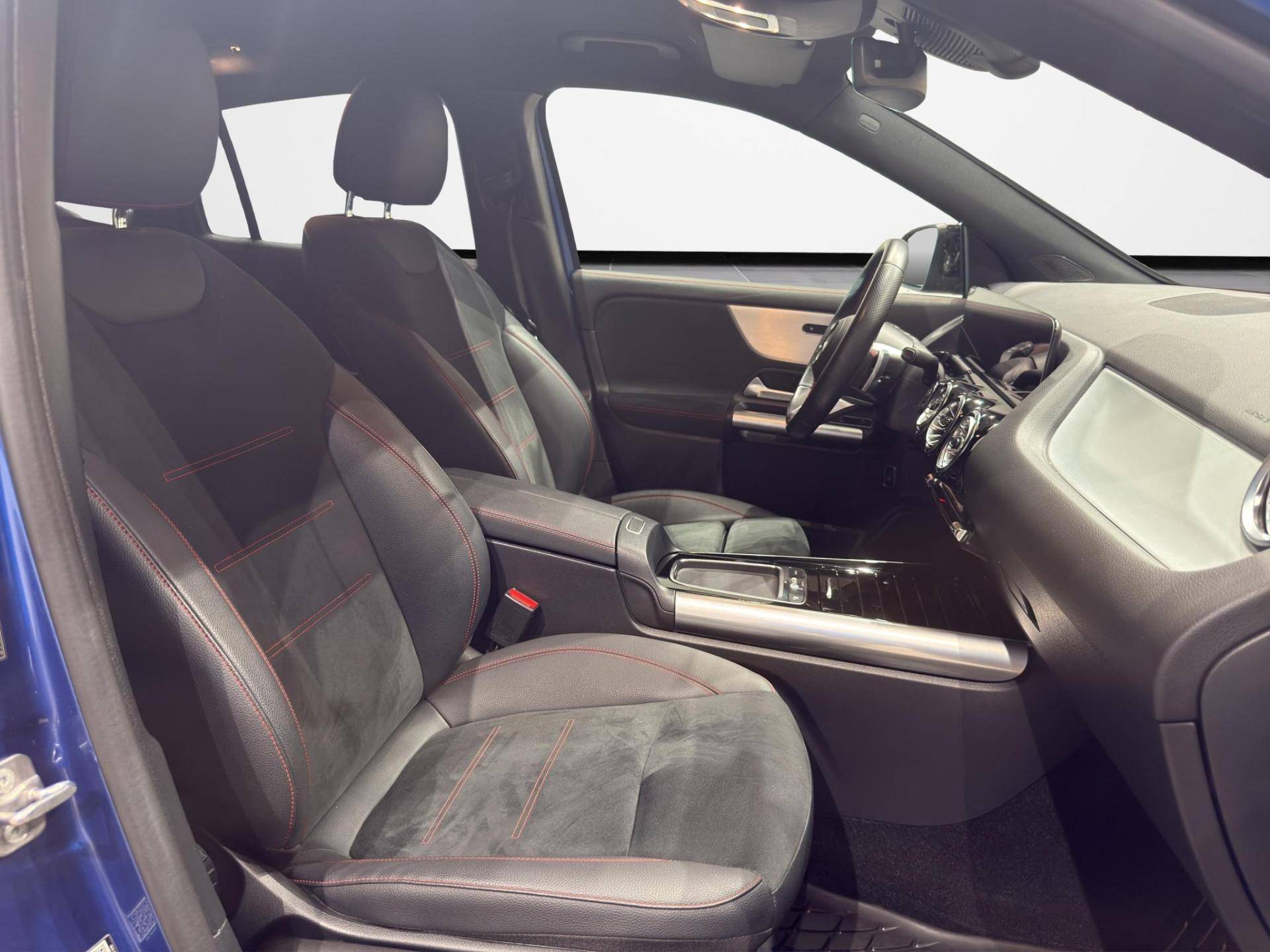 MERCEDES GLA GLA 200 d AMG Line Premium auto usata in pronta consegna - Brandini
