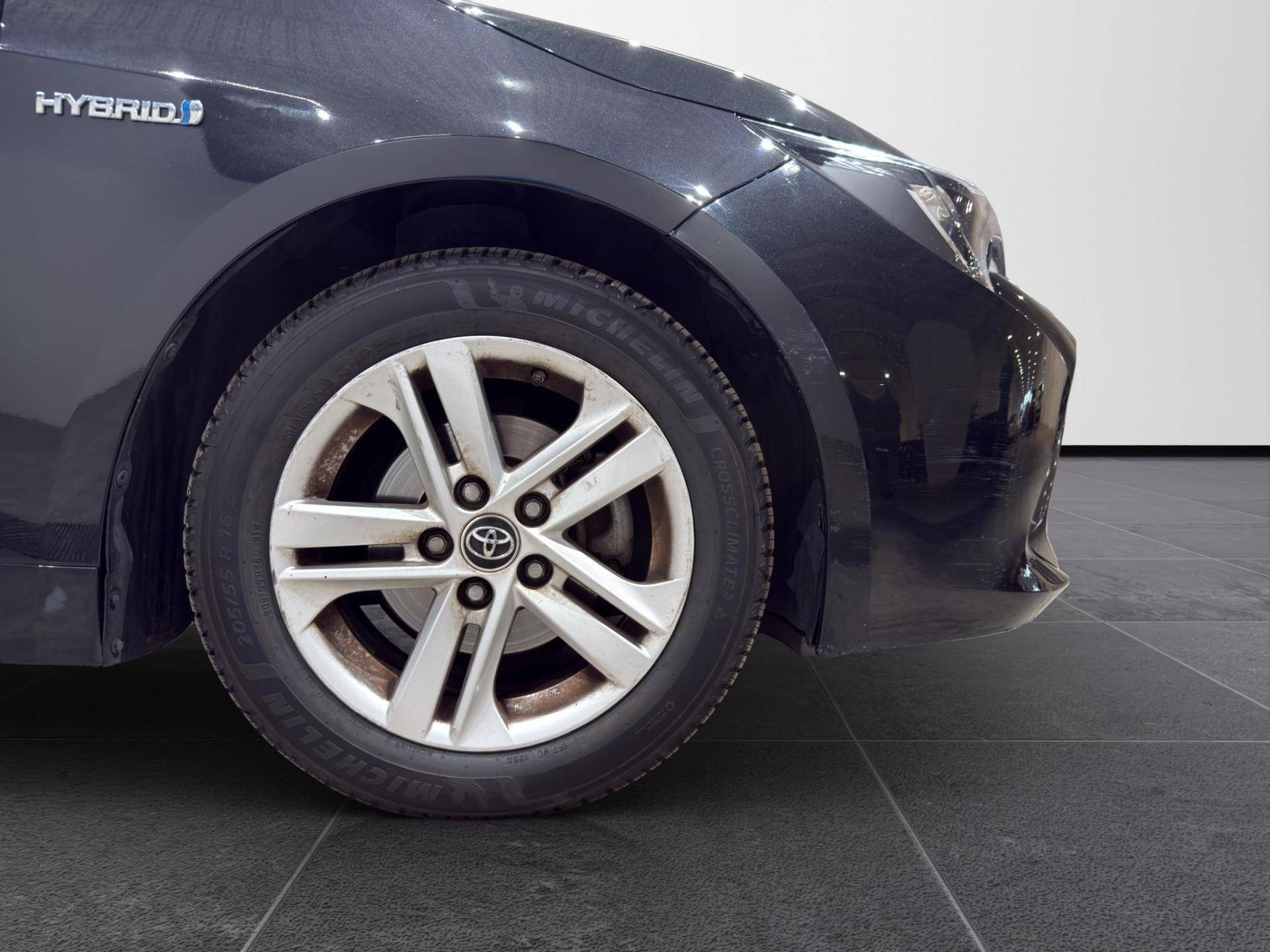 TOYOTA Corolla Touring Corolla Touring Sports 1.8 hybrid Active cvt usata in pronta consegna - Brandini