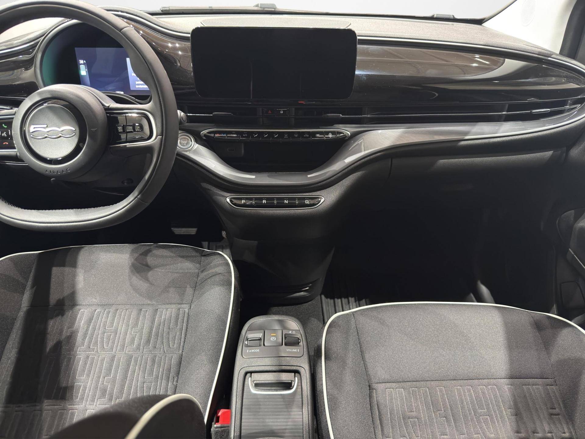 FIAT 500e 500e 3+1 42 kWh usata in pronta consegna - Brandini