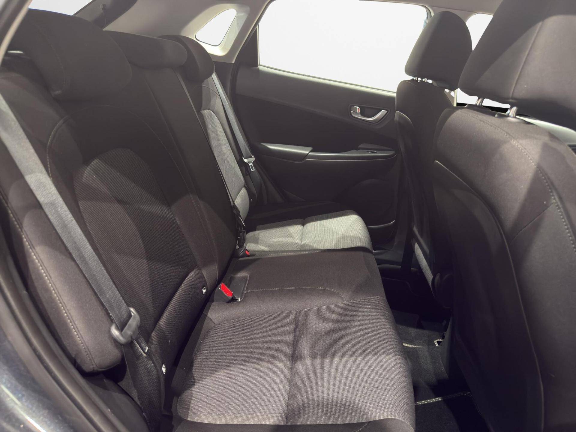HYUNDAI Kona Kona 1.6 gdi hev Xtech 2wd 141cv dct usata in pronta consegna - Brandini