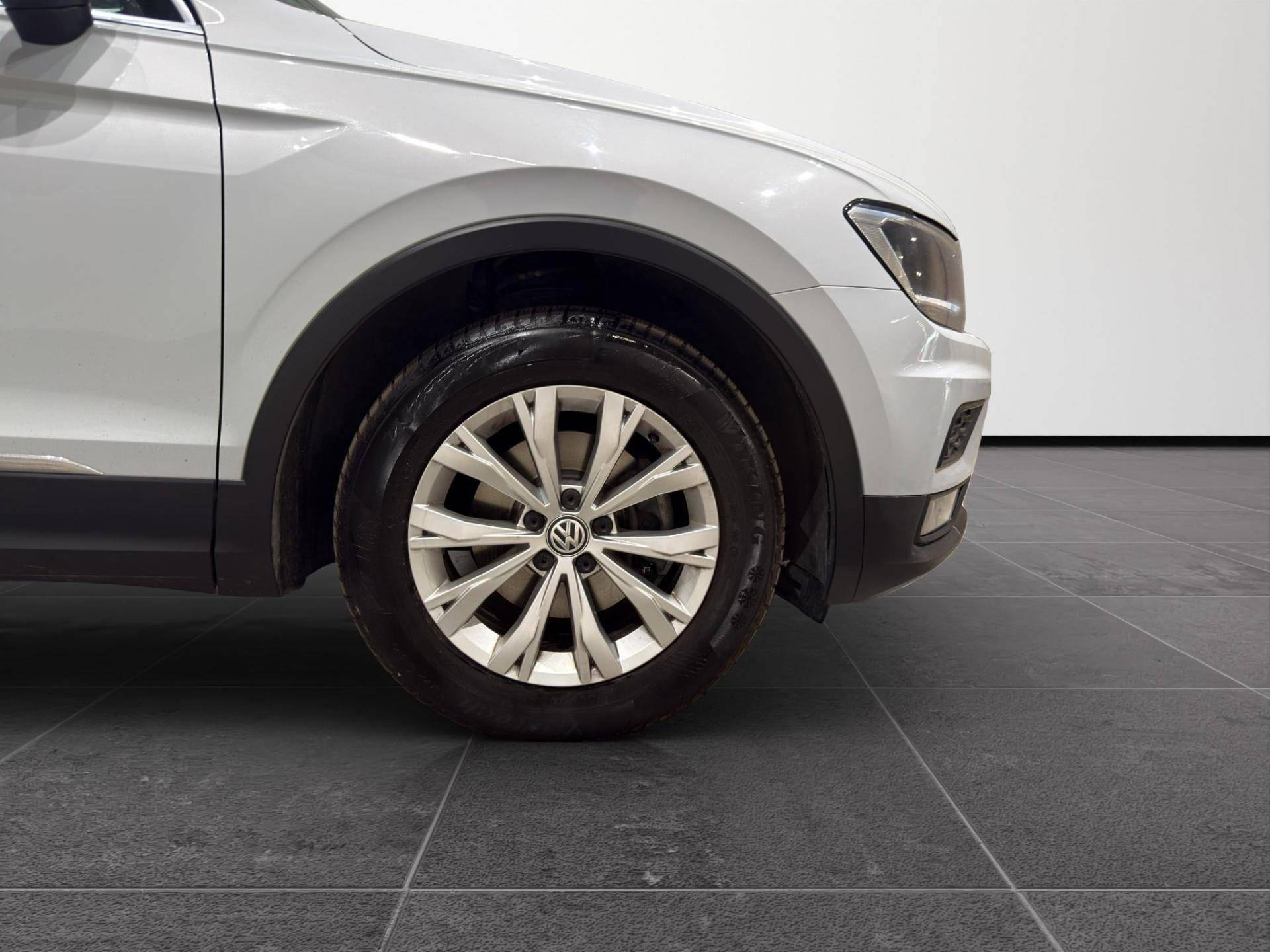 VOLKSWAGEN Tiguan Tiguan 2.0 tdi Style 4motion 150cv dsg usata in pronta consegna - Brandini