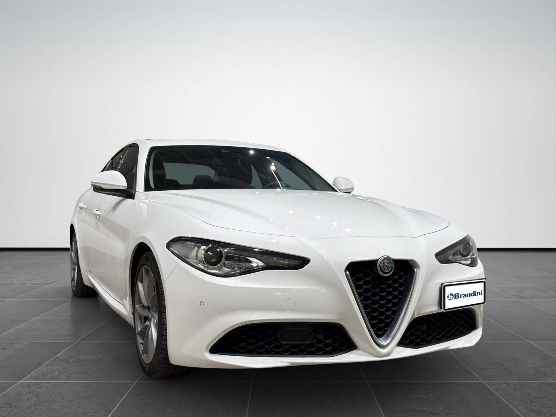 ALFA ROMEO GIULIA Giulia 2.2 t Sprint 160cv auto usata in pronta consegna - Brandini