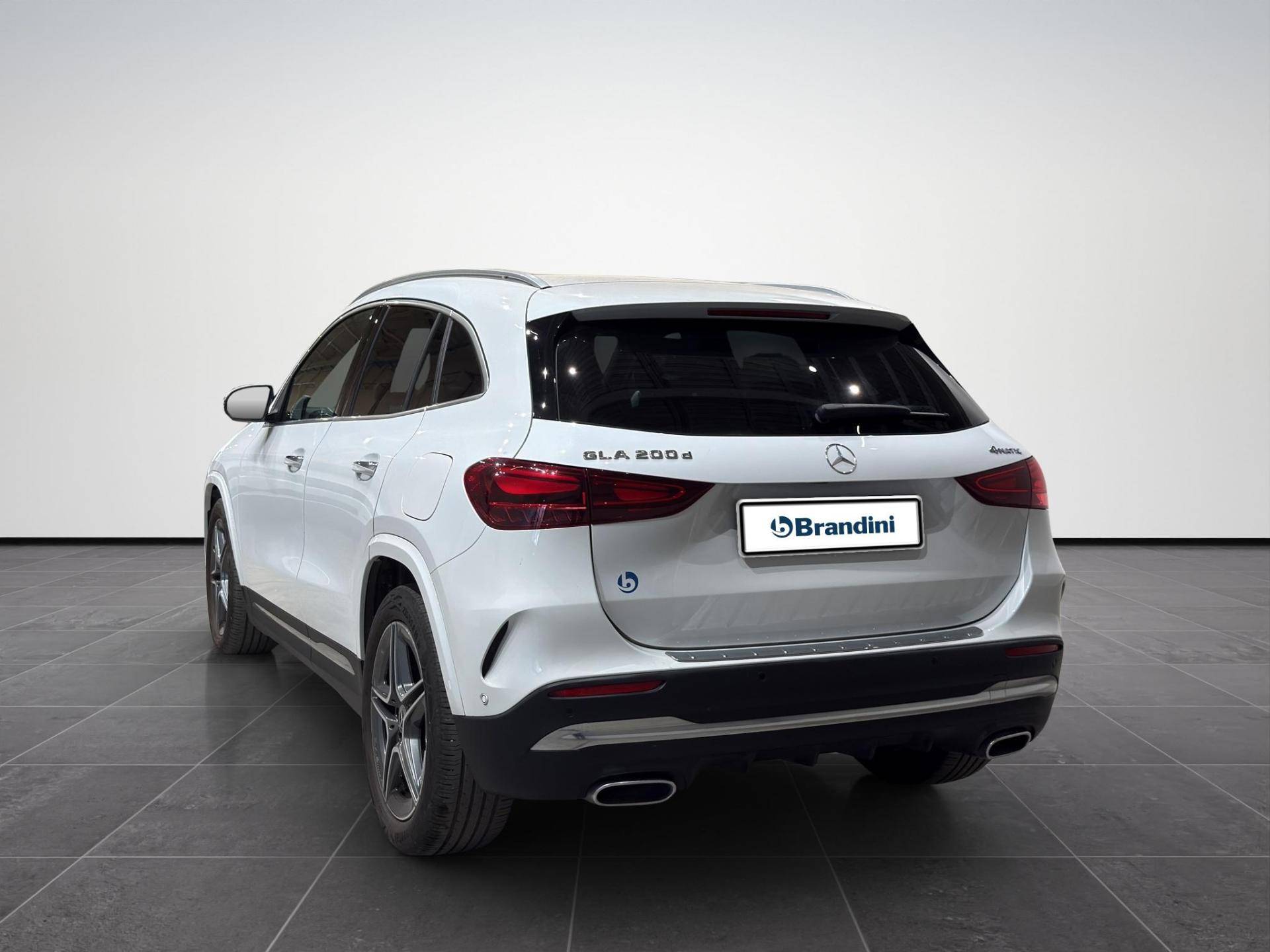 MERCEDES GLA GLA 200 d AMG Line Premium 4matic auto usata in pronta consegna - Brandini