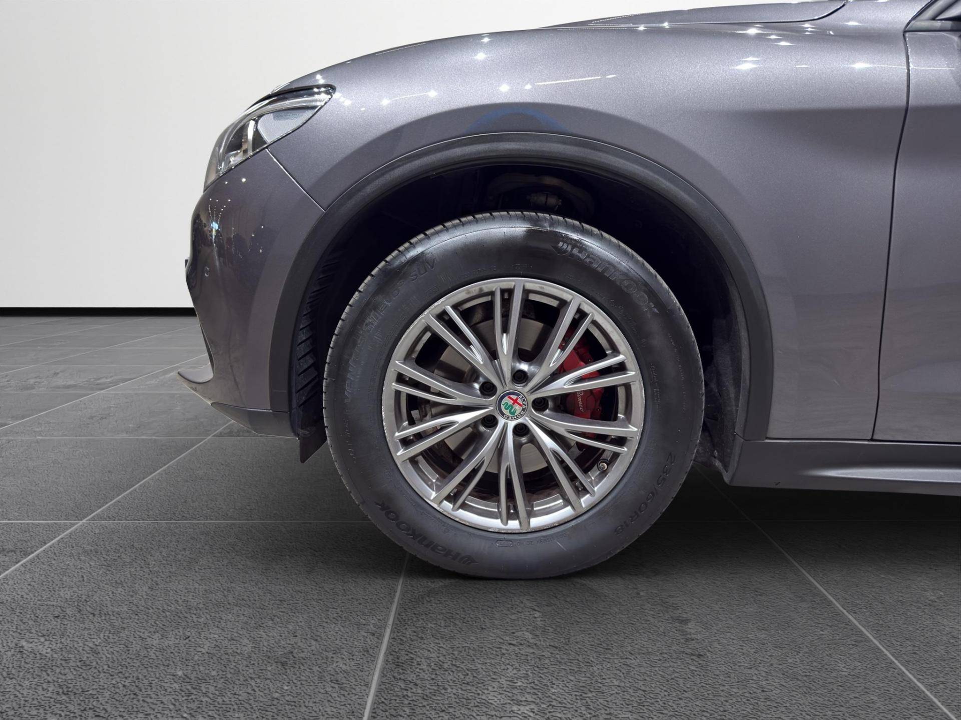ALFA ROMEO Stelvio Stelvio 2.2 t Executive Q4 210cv auto usata in pronta consegna - Brandini