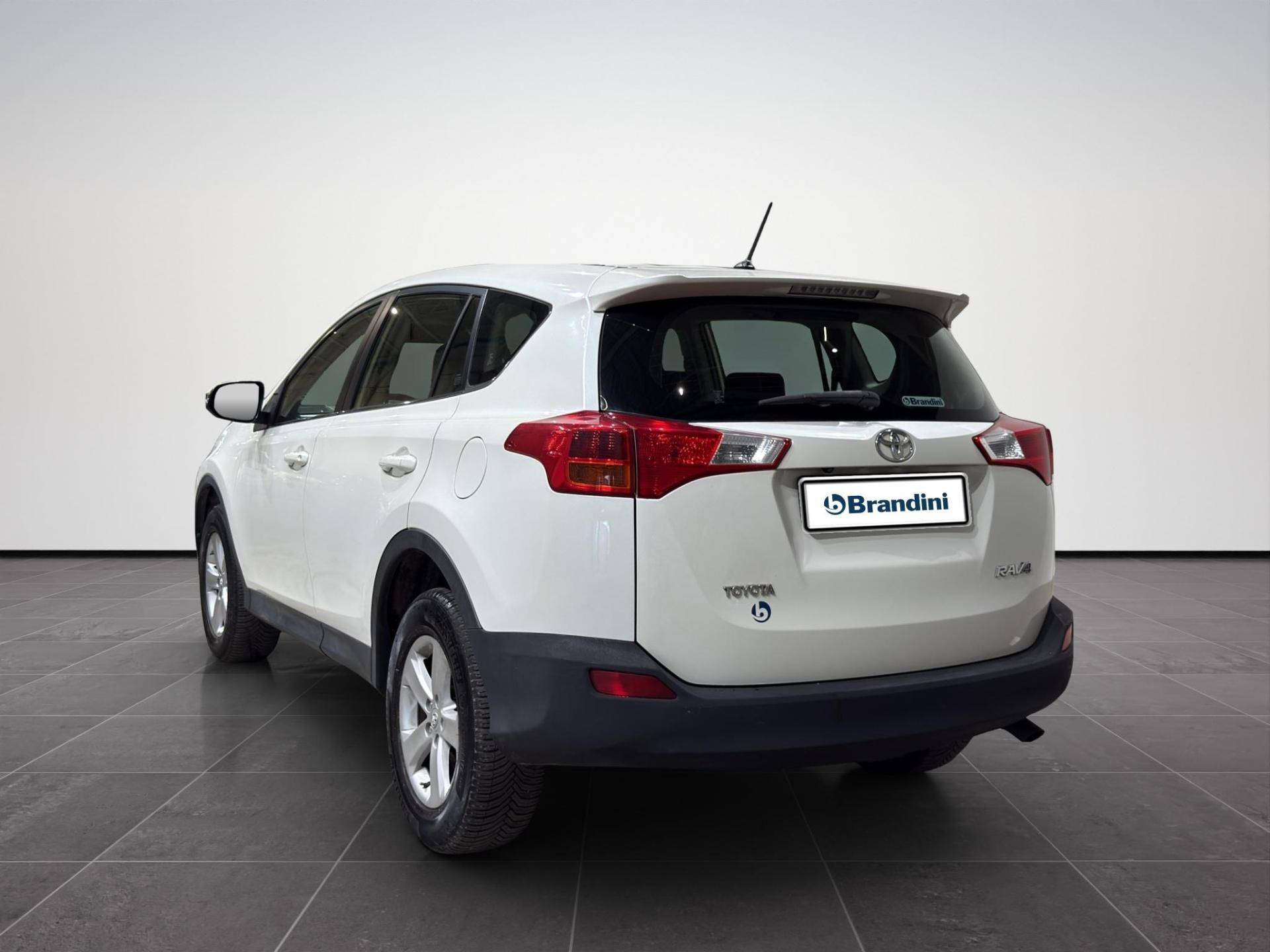 Auto Venduta - TOYOTA Rav4 Rav4 2.0 d-4d Active 2wd 124cv mt usata in pronta consegna - Brandini