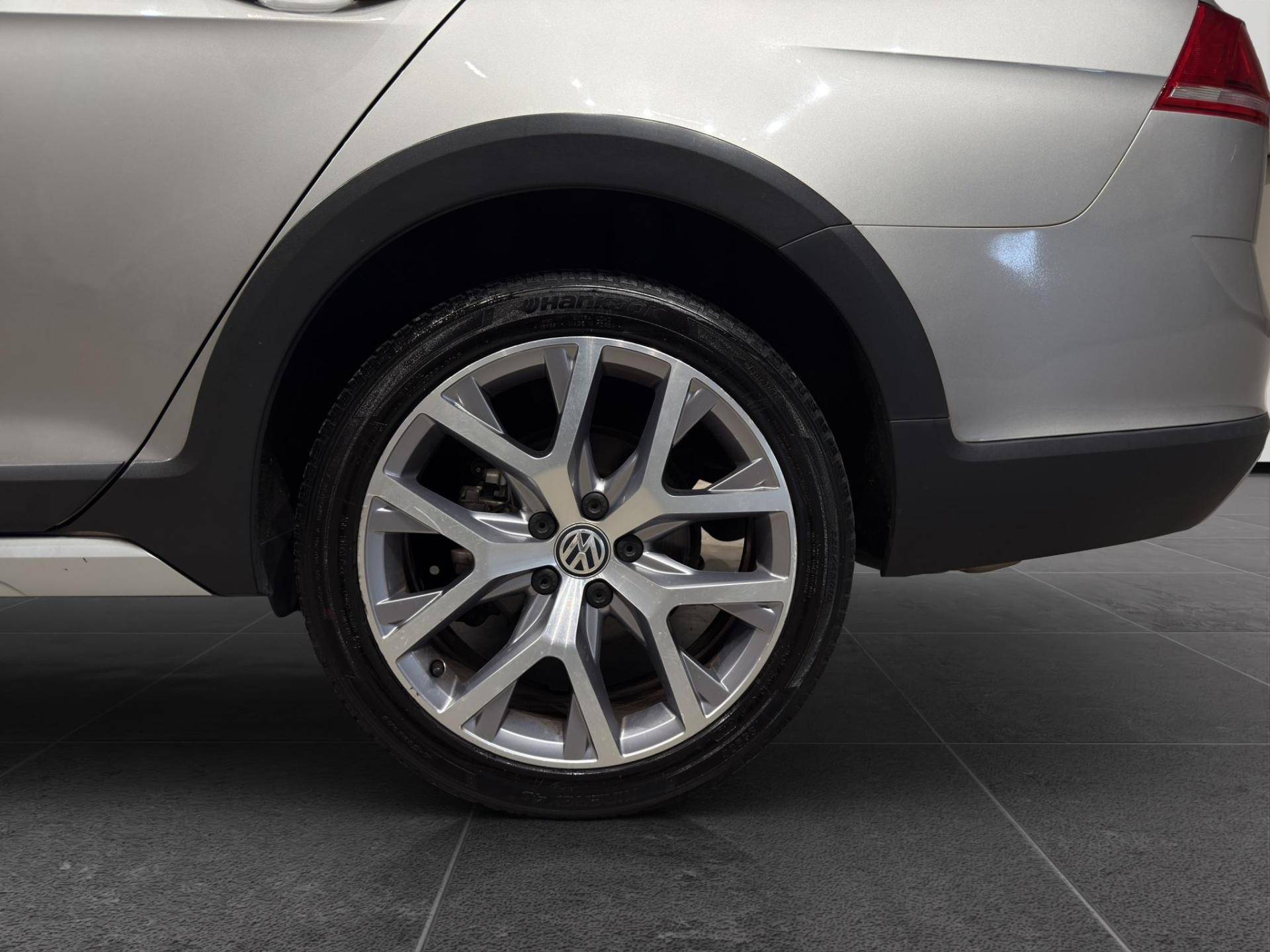 VOLKSWAGEN Golf Golf Alltrack 2.0 tdi Executive 184cv dsg usata in pronta consegna - Brandini
