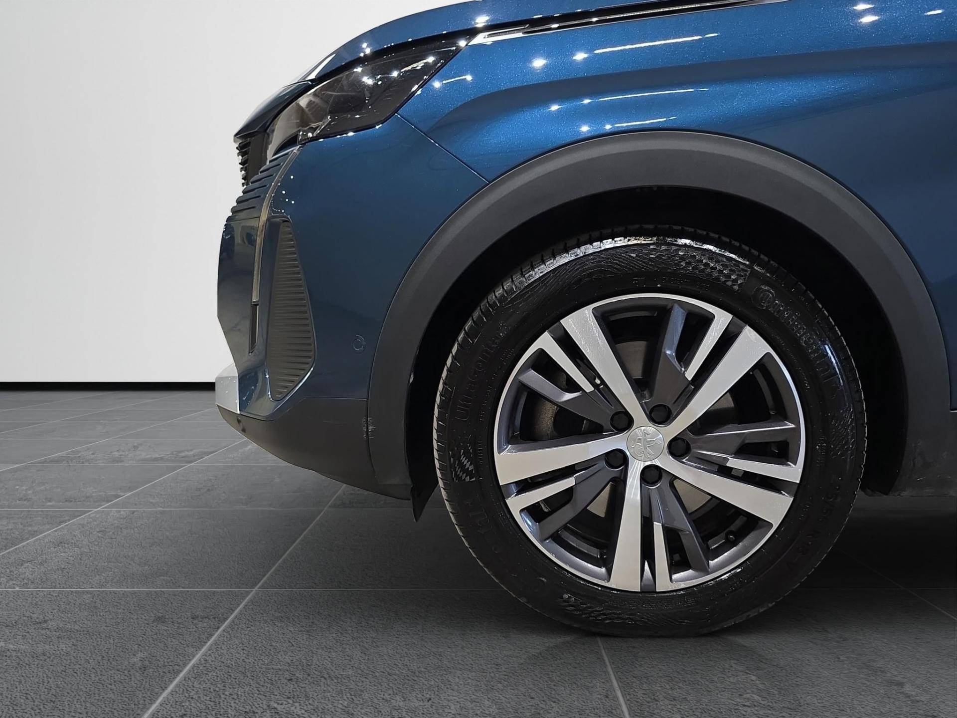 PEUGEOT 3008 3008 1.6 hybrid Allure Pack 180cv e-eat8 usata in pronta consegna - Brandini