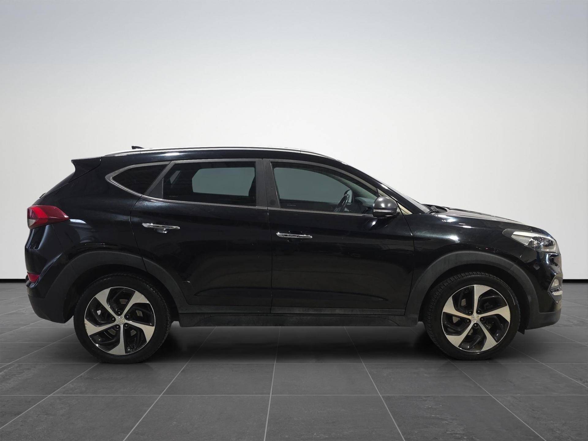 HYUNDAI Tucson Tucson 1.7 crdi Xpossible 2wd 141cv dct usata in pronta consegna - Brandini