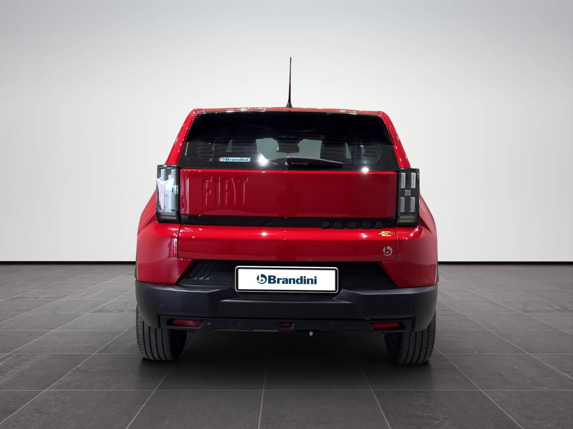 FIAT Grande Panda Grande Panda 44 kWh Red usata in pronta consegna - Brandini