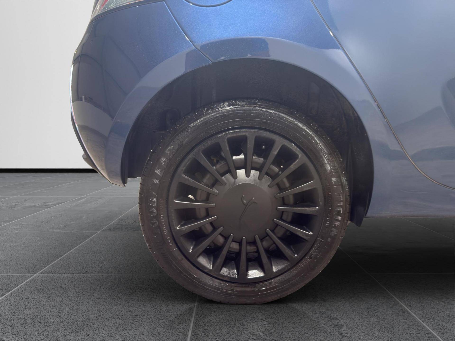Auto Venduta - LANCIA Ypsilon Ypsilon 1.0 hybrid Silver s&s 70cv usata in pronta consegna - Brandini