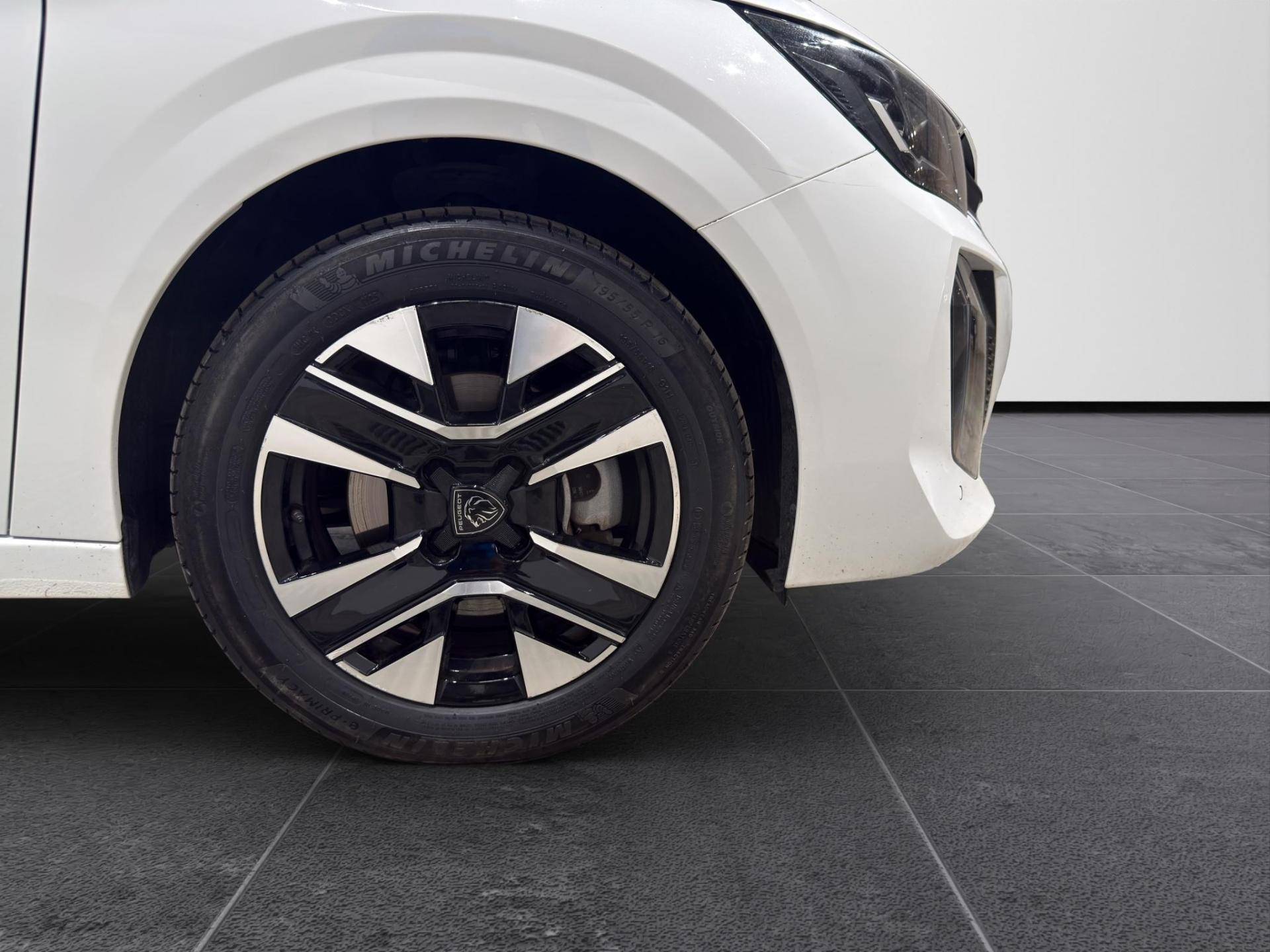 PEUGEOT 208 208 1.2 hybrid Allure 145cv e-dcs 6 usata in pronta consegna - Brandini