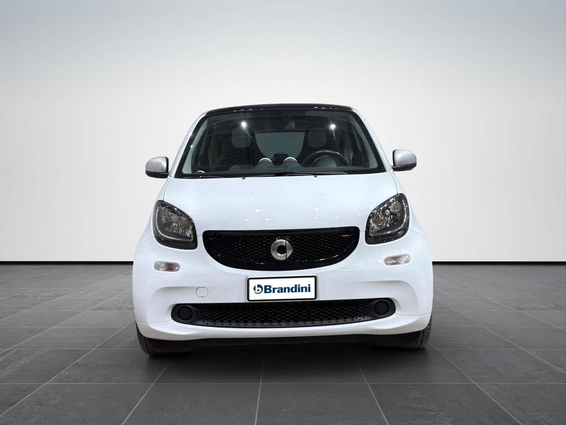 SMART Fortwo Fortwo 1.0 Passion 71cv twinamic usata in pronta consegna - Brandini
