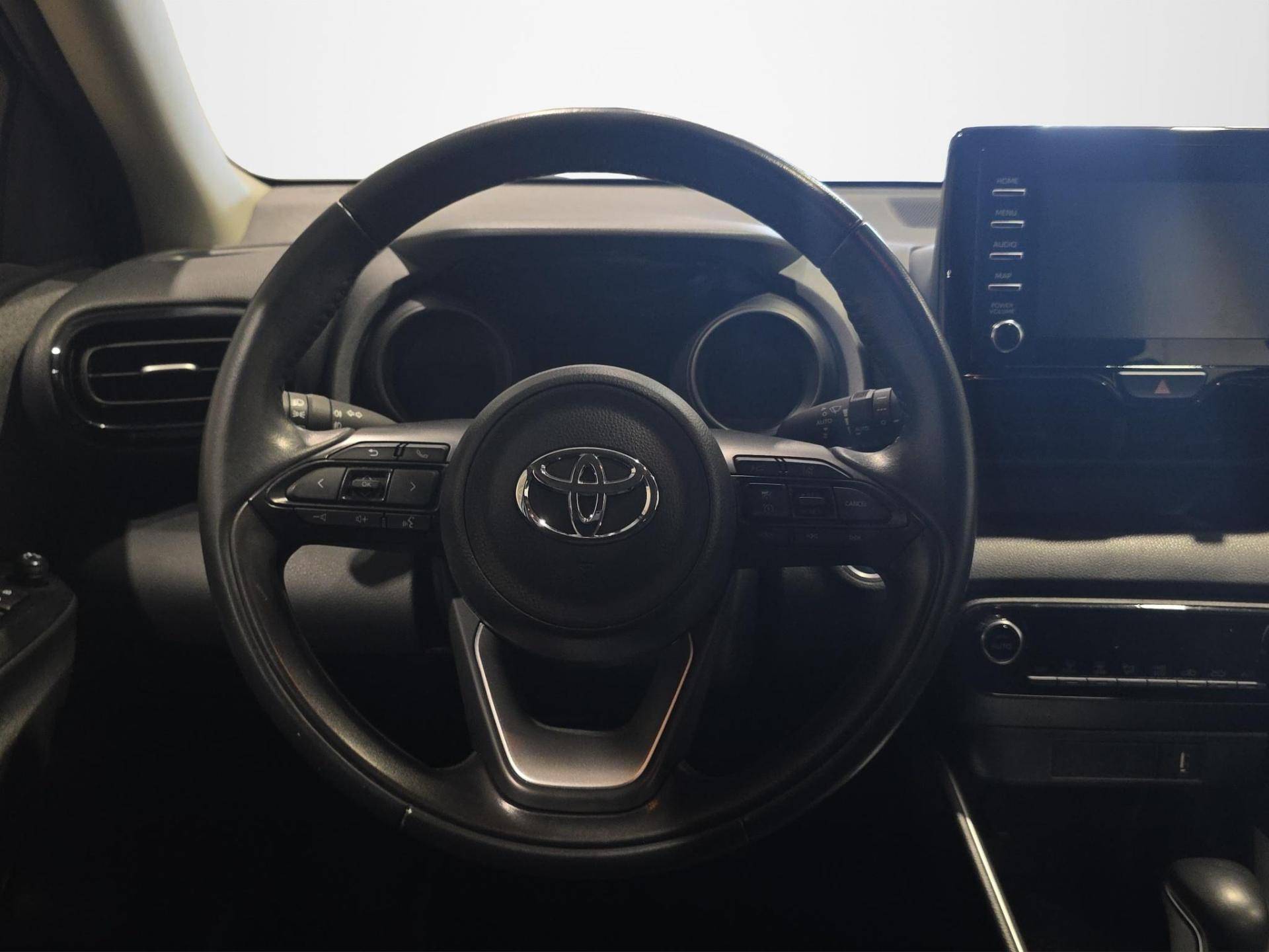 Auto Venduta - TOYOTA Yaris Yaris 1.5h Trend usata in pronta consegna - Brandini