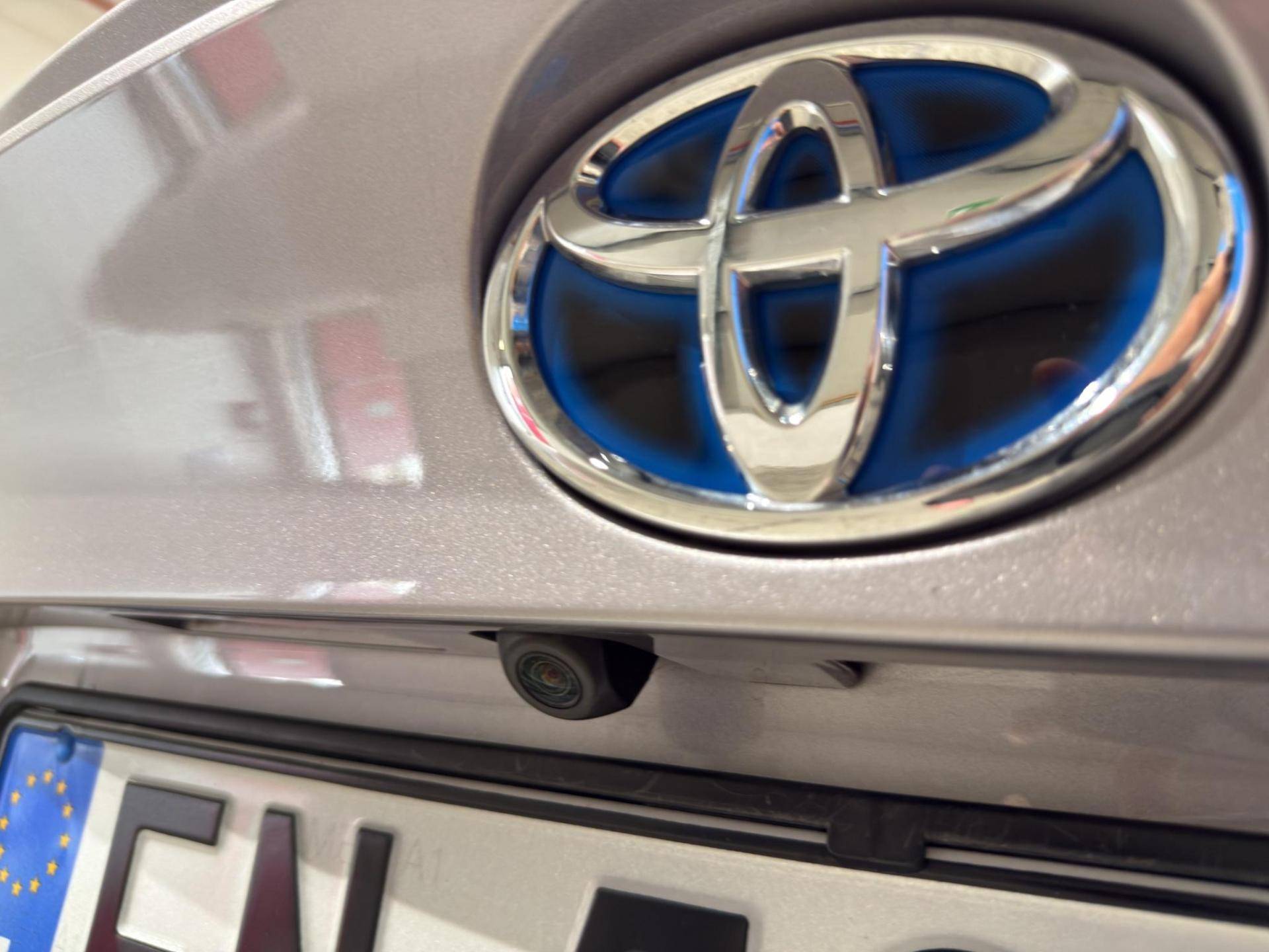 Auto Venduta - TOYOTA C-HR C-HR 1.8h Lounge 2wd e-cvt usata in pronta consegna - Brandini
