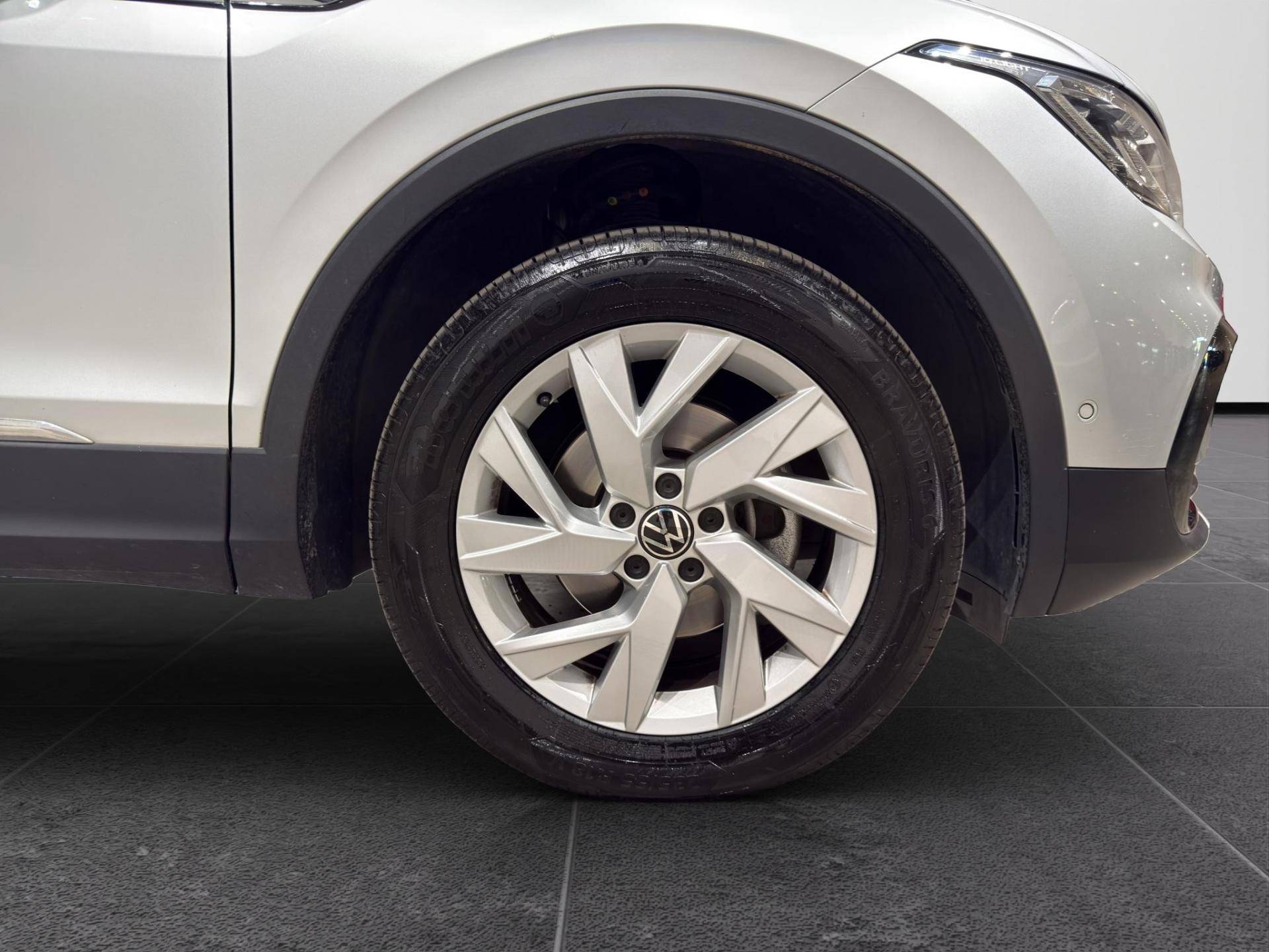 VOLKSWAGEN Tiguan Tiguan 2.0 tdi scr Elegance 4motion 150cv dsg usata in pronta consegna - Brandini