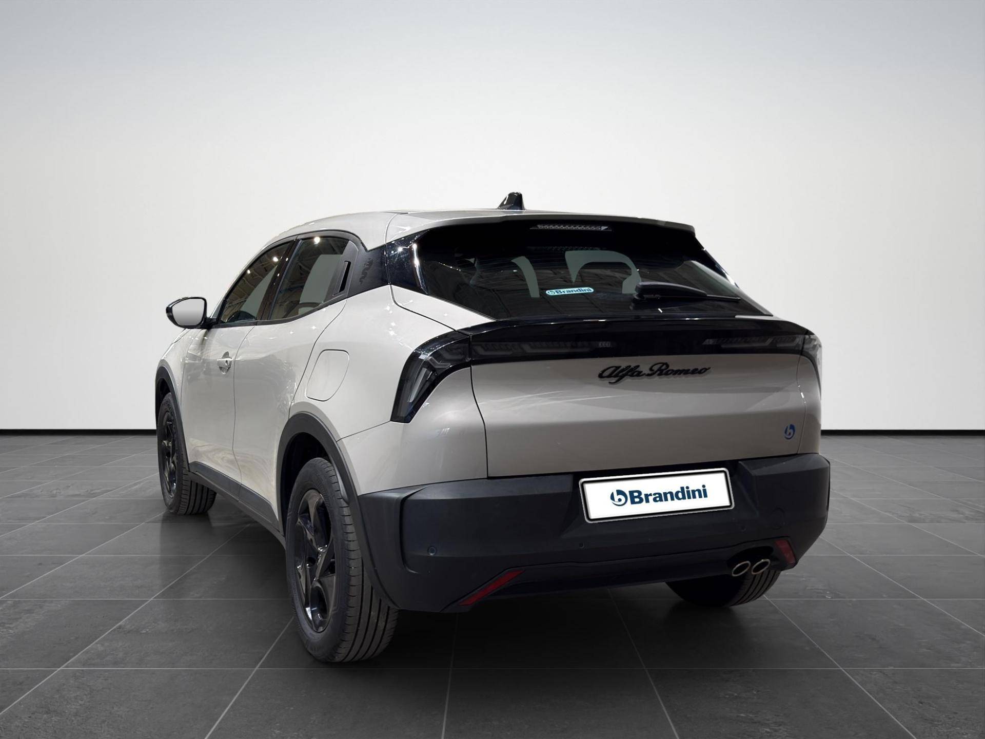 Auto Venduta - ALFA ROMEO Junior Junior 1.2 ibrida 136cv edct6 usata in pronta consegna - Brandini