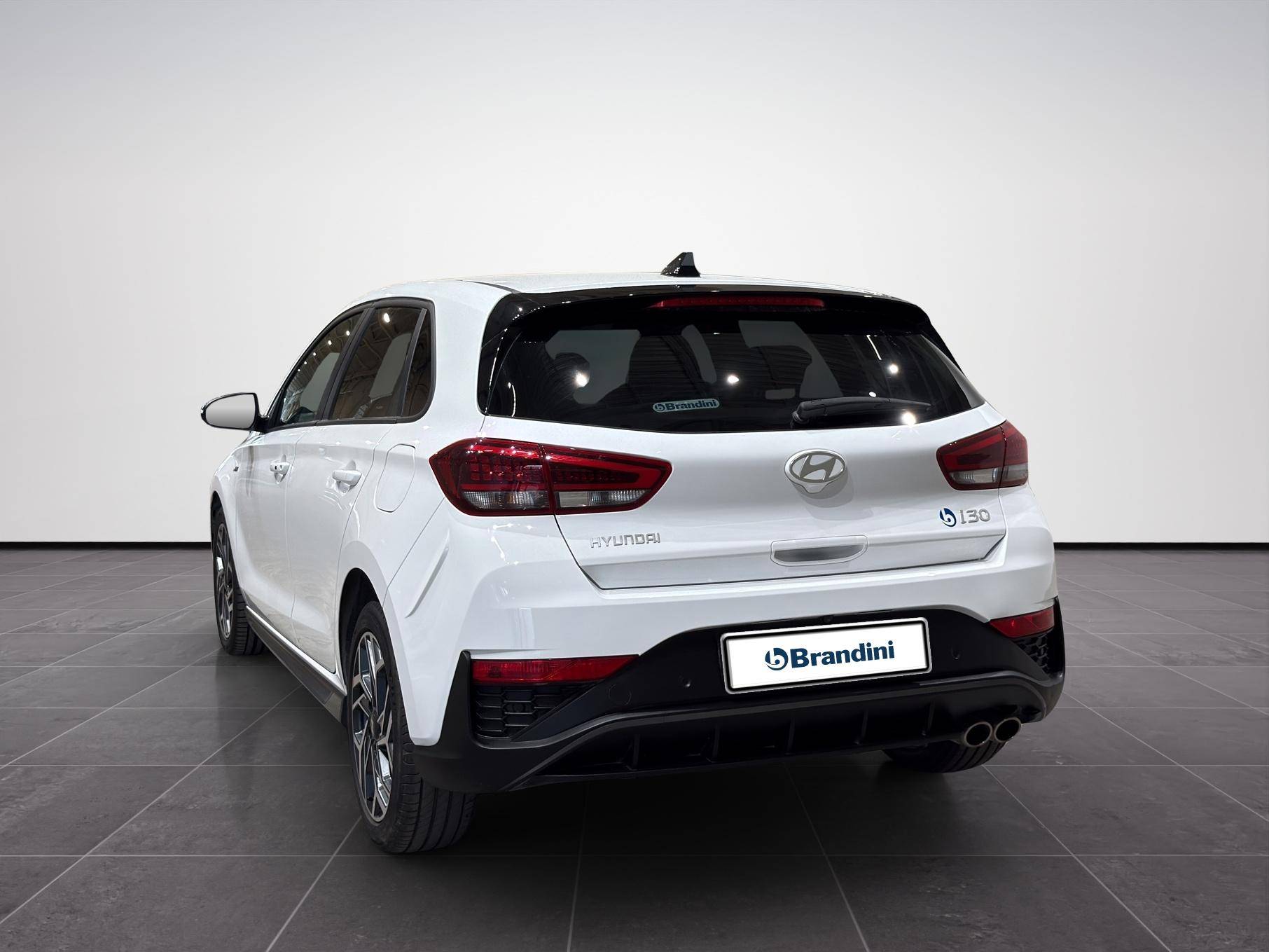 HYUNDAI i30 2024 5p i30 1.0 t-gdi 48V NLine 100cv dct usata in pronta consegna - Brandini