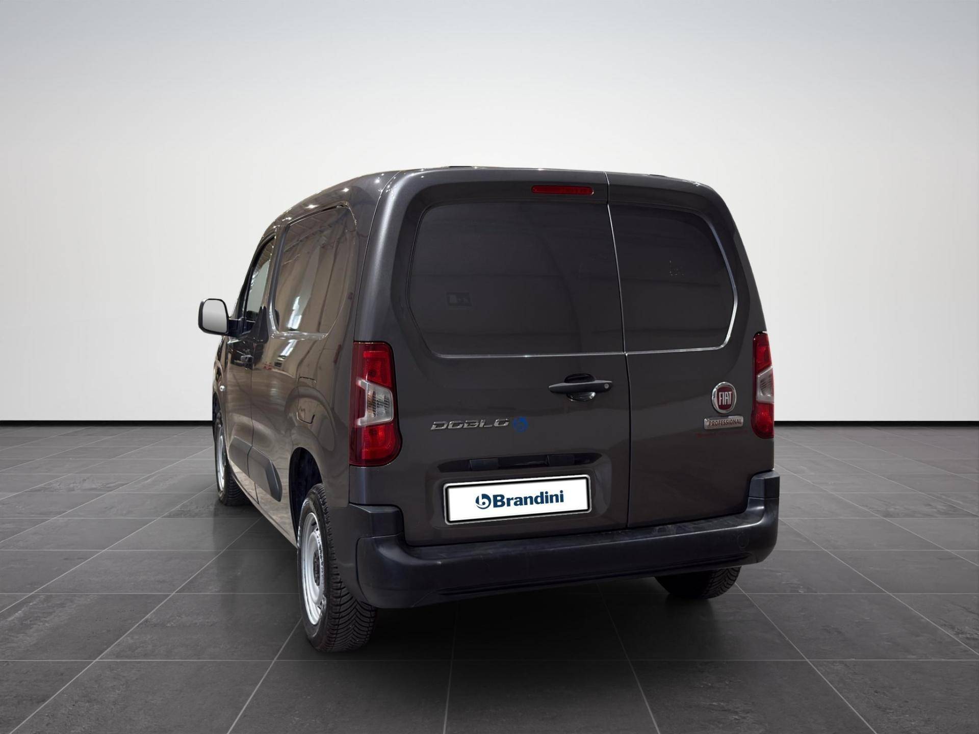 FIAT Doblo III doblò van 1.5 bluehdi 100cv CH1 usata in pronta consegna - Brandini
