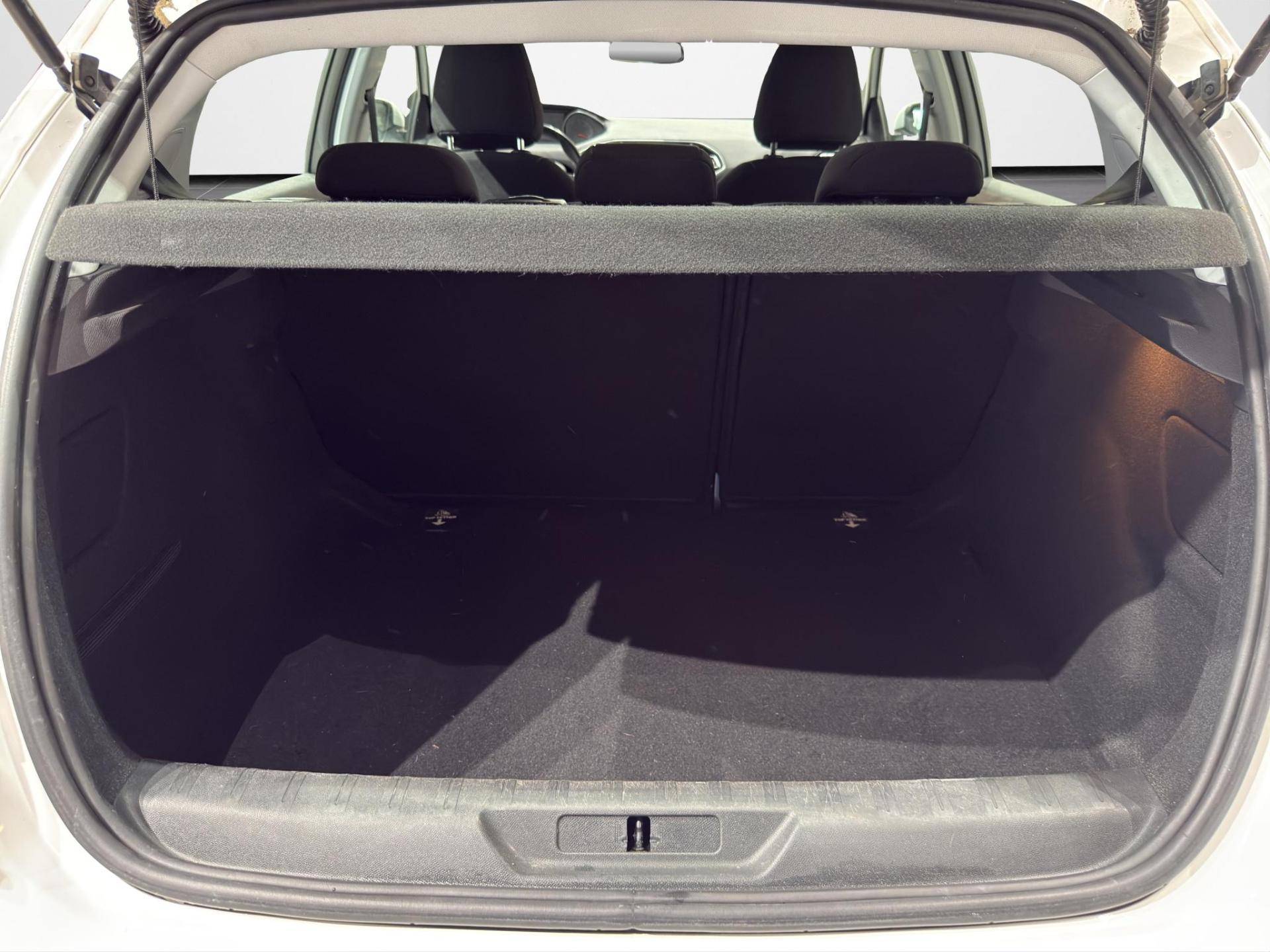 PEUGEOT 308 308 5p 1.5 bluehdi Allure s&s 130cv usata in pronta consegna - Brandini