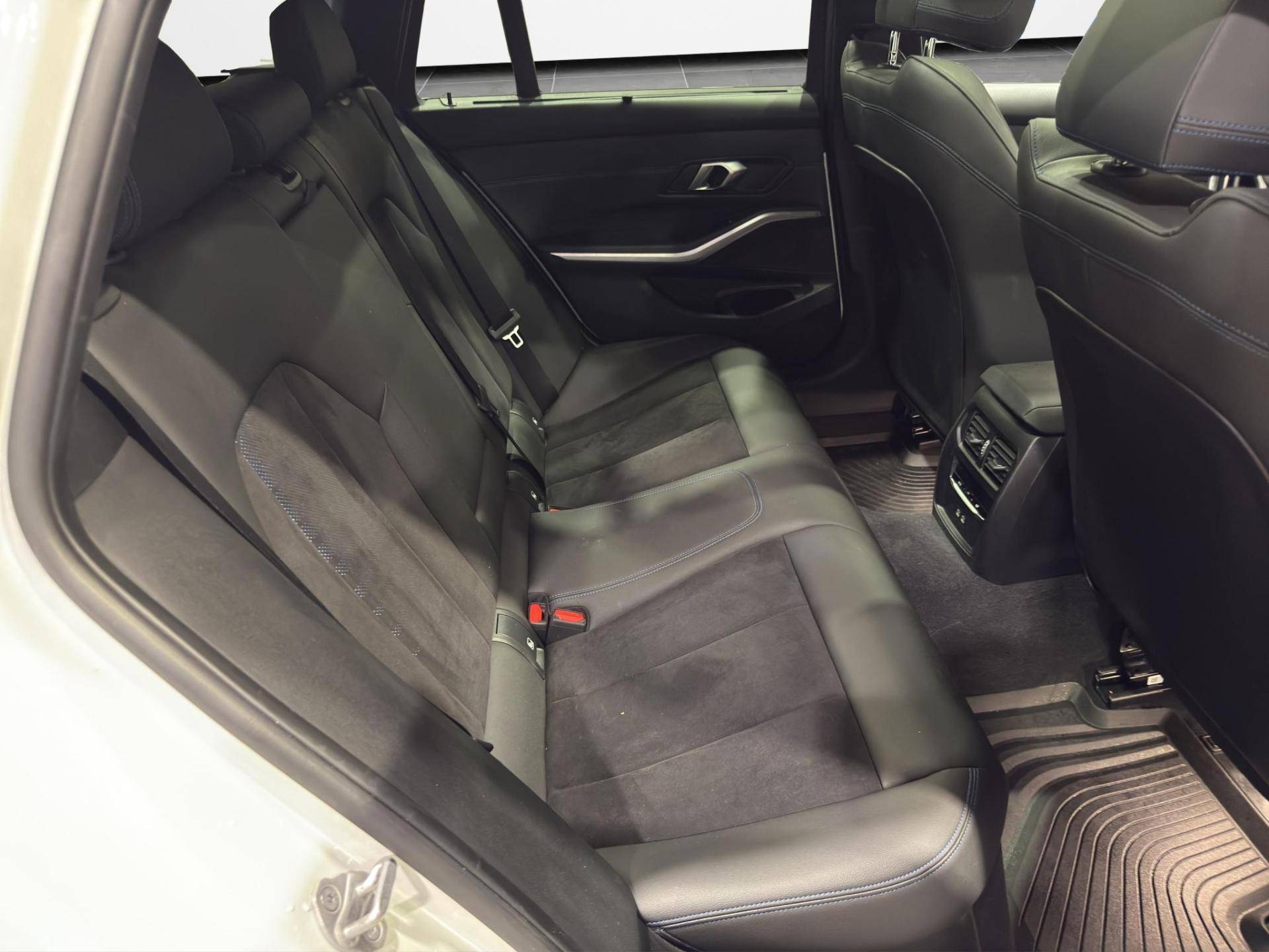 BMW Serie 3 Touring 320d Touring mhev 48V Msport auto usata in pronta consegna - Brandini