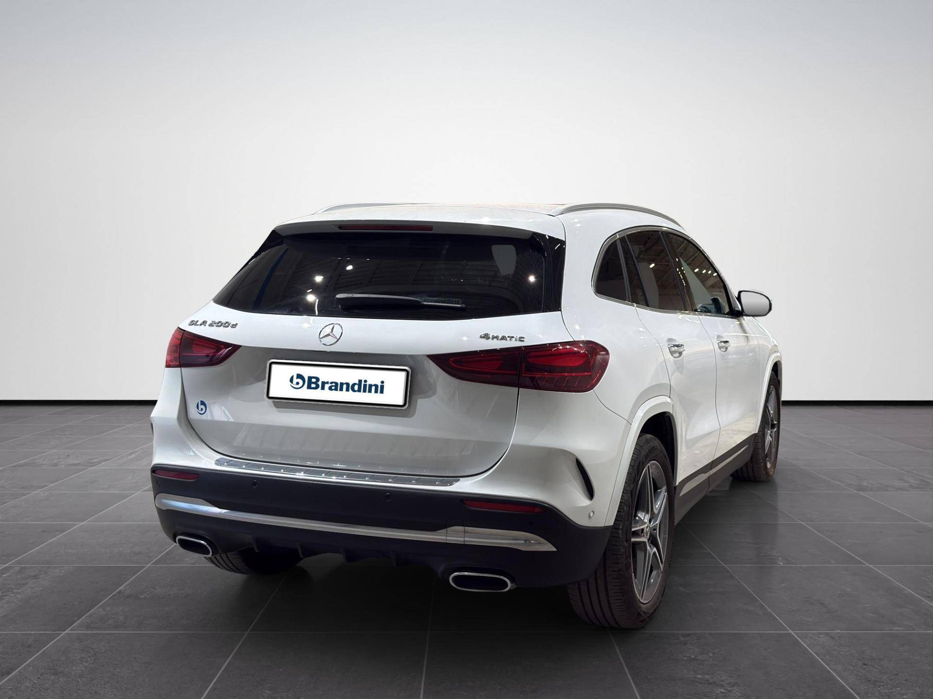 MERCEDES GLA GLA 200 d AMG Line Premium 4matic auto usata in pronta consegna - Brandini