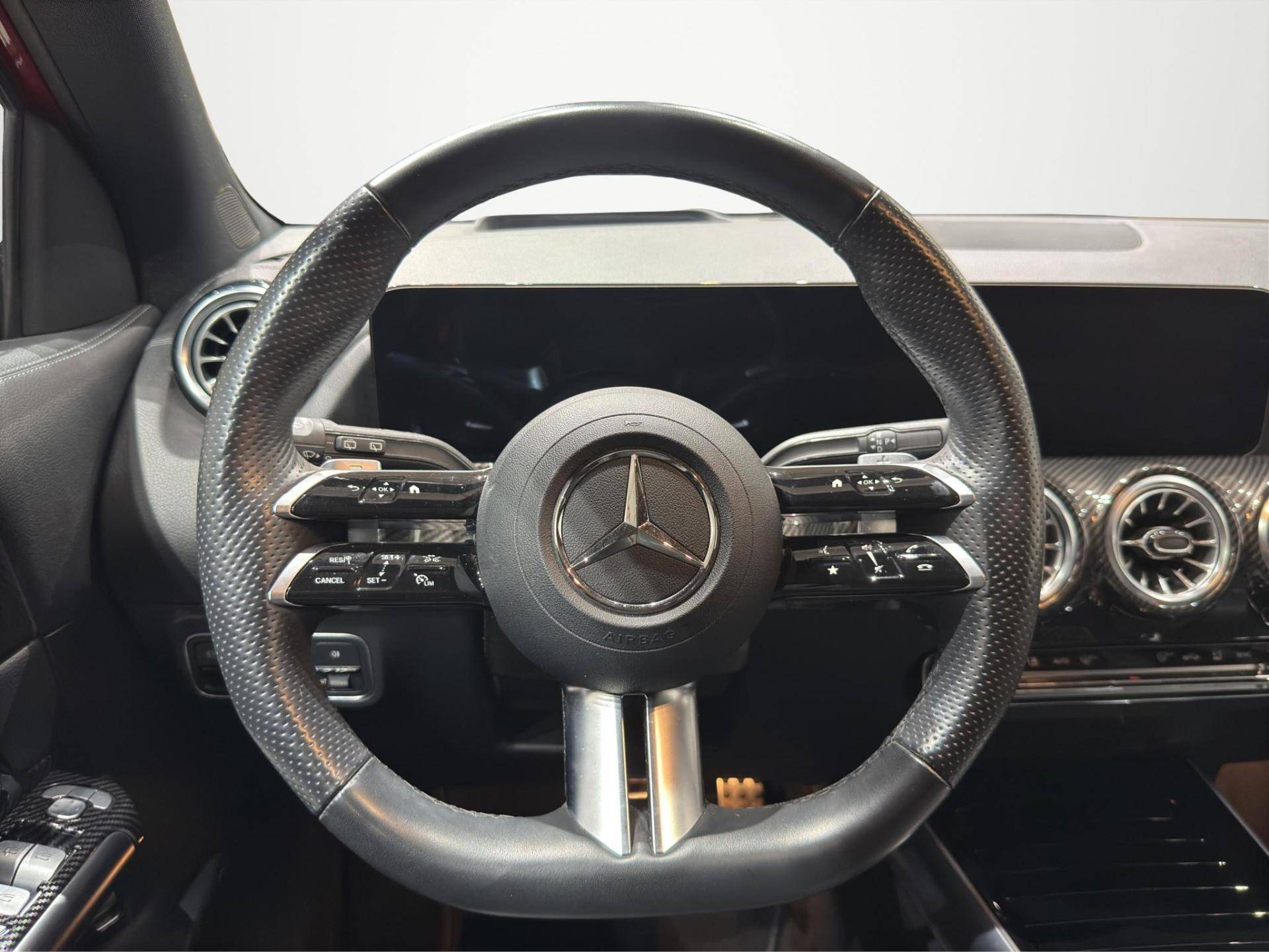 MERCEDES GLA GLA 200 d AMG Line Premium Plus auto usata in pronta consegna - Brandini