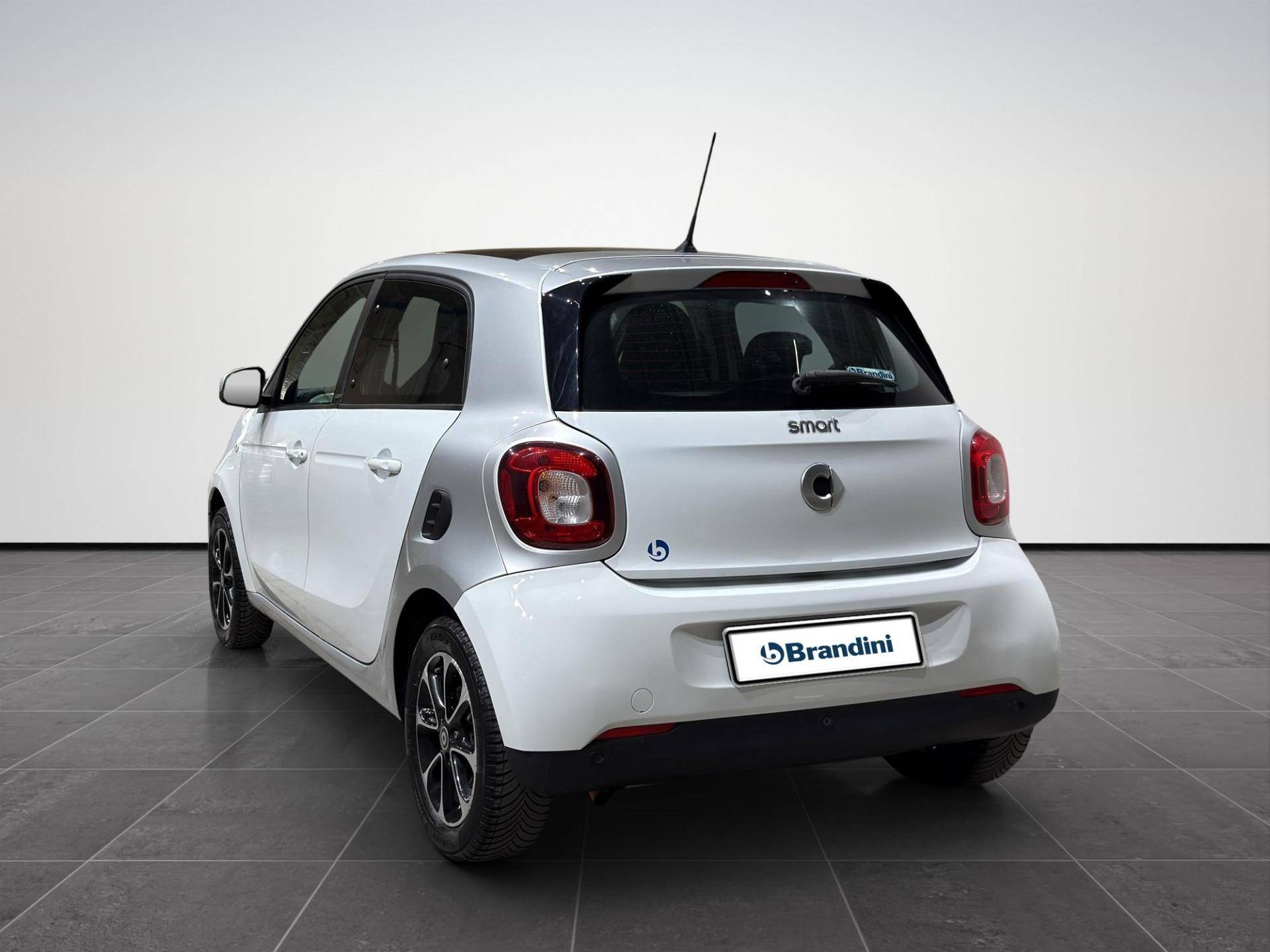 Auto Venduta - SMART Forfour Forfour 1.0 Passion 71cv twinamic usata in pronta consegna - Brandini