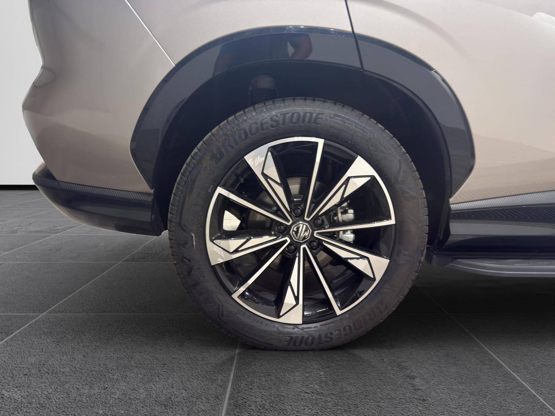 MG HS HS 1.5 phev Luxury auto usata in pronta consegna - Brandini