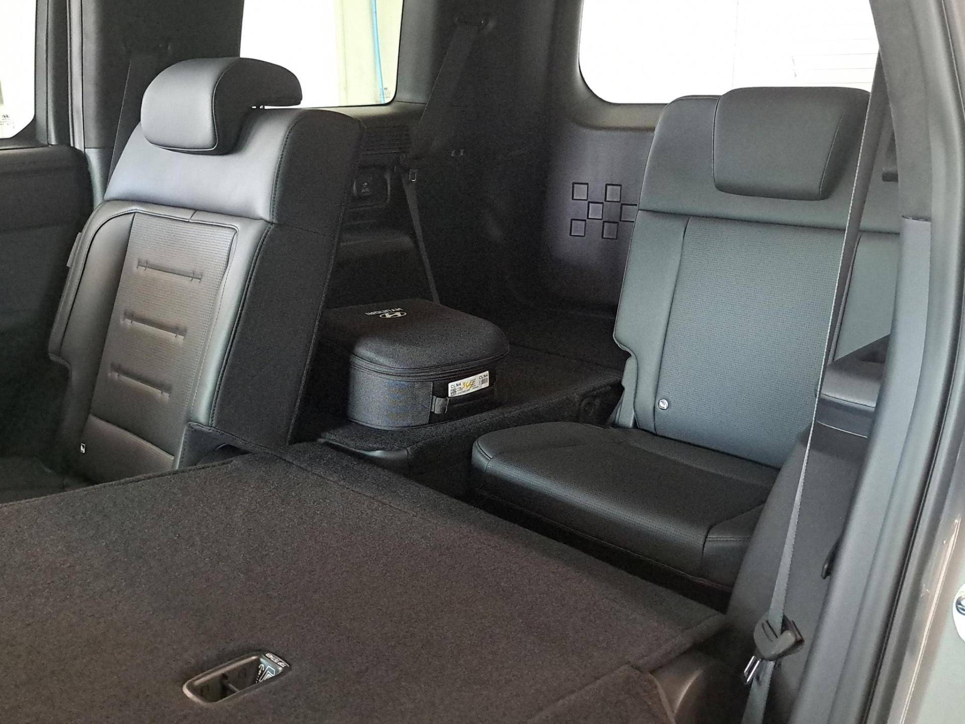 HYUNDAI SANTA FE Santa Fe 1.6 t-gdi phev XClass Calligraphy Pack 4wd 7p.ti at usata in pronta consegna - Brandini