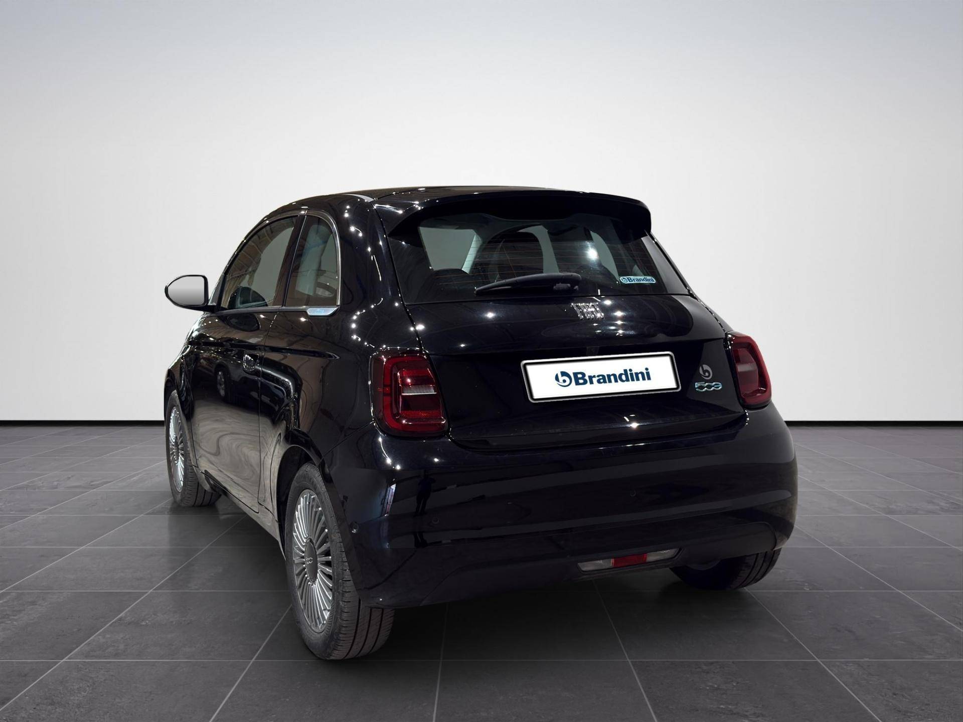 FIAT 500e 500e 3+1 42 kWh usata in pronta consegna - Brandini