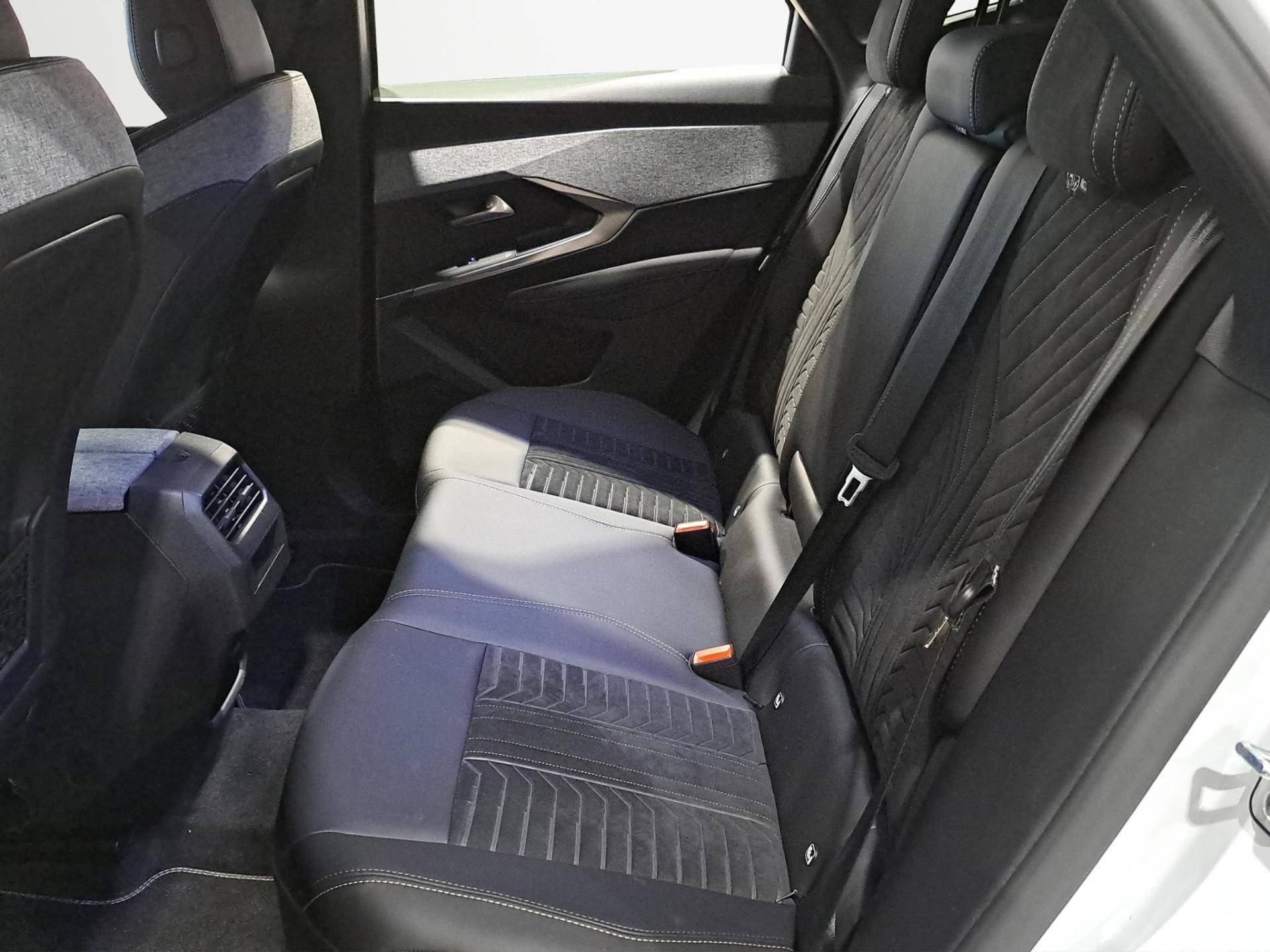 Auto Venduta - PEUGEOT 3008 3008 1.2 hybrid GT 136cv e-dcs6 usata in pronta consegna - Brandini