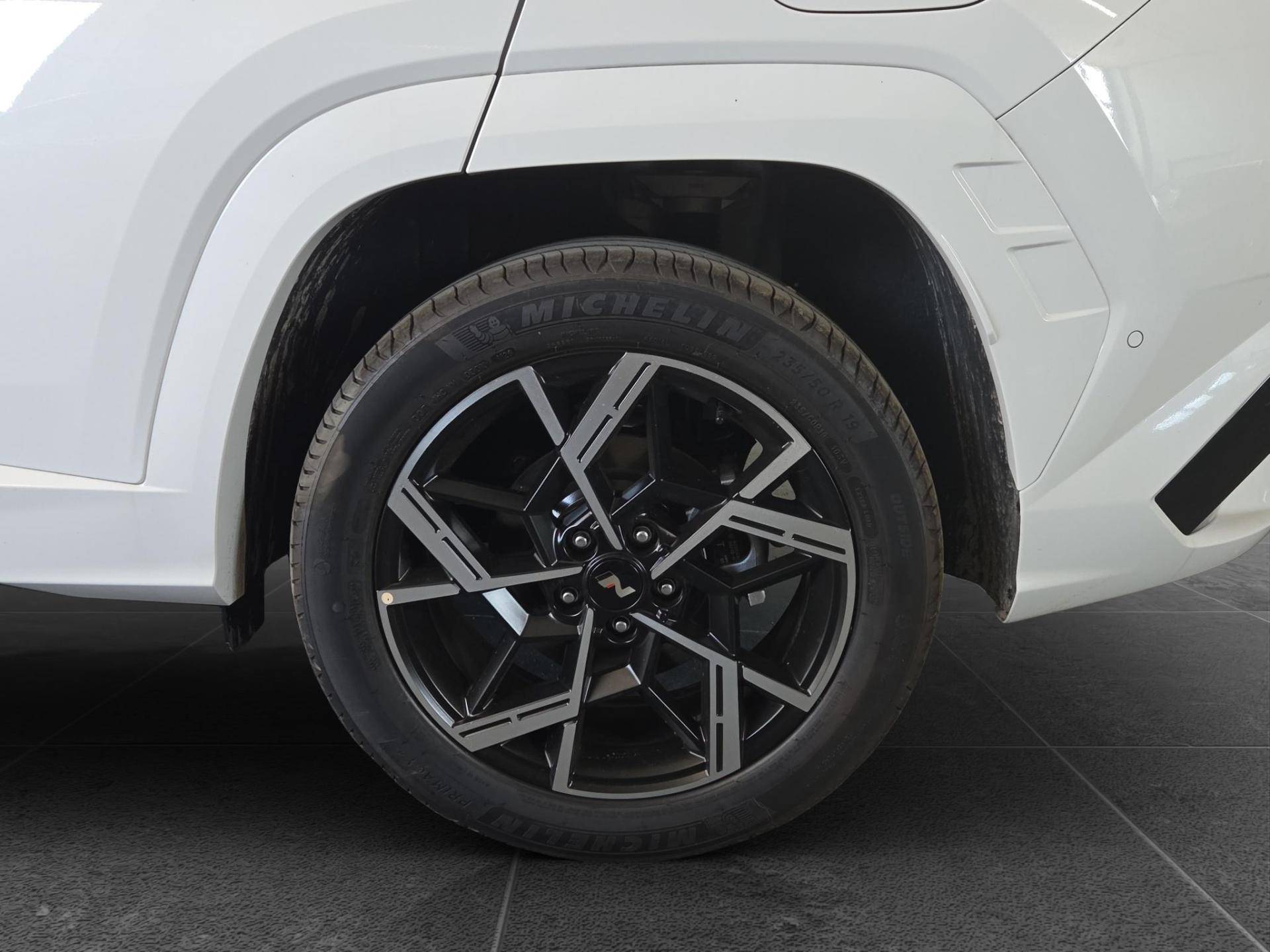 HYUNDAI Tucson Tucson 1.6 hev NLine Deluxe Pack 2wd 239cv auto usata in pronta consegna - Brandini