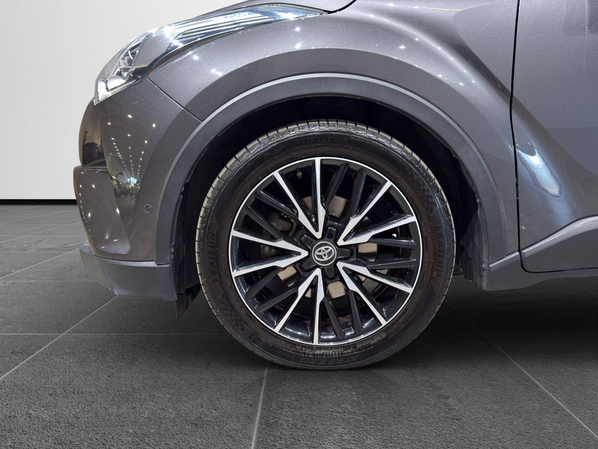 Auto Venduta - TOYOTA C-HR C-HR 1.8h Lounge 2wd e-cvt my18 usata in pronta consegna - Brandini